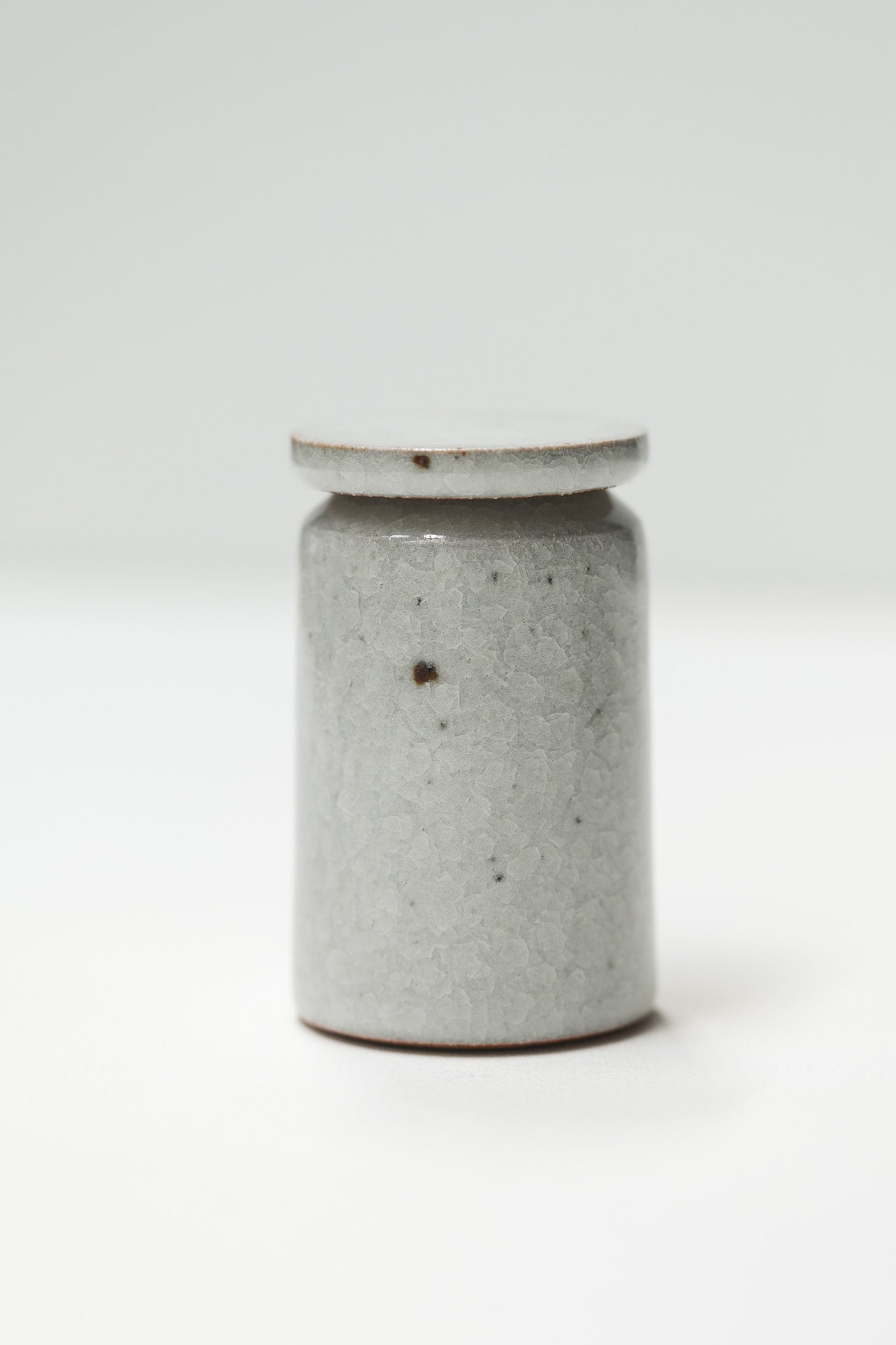 Florian Gadsby: Miniature Lidded Jar