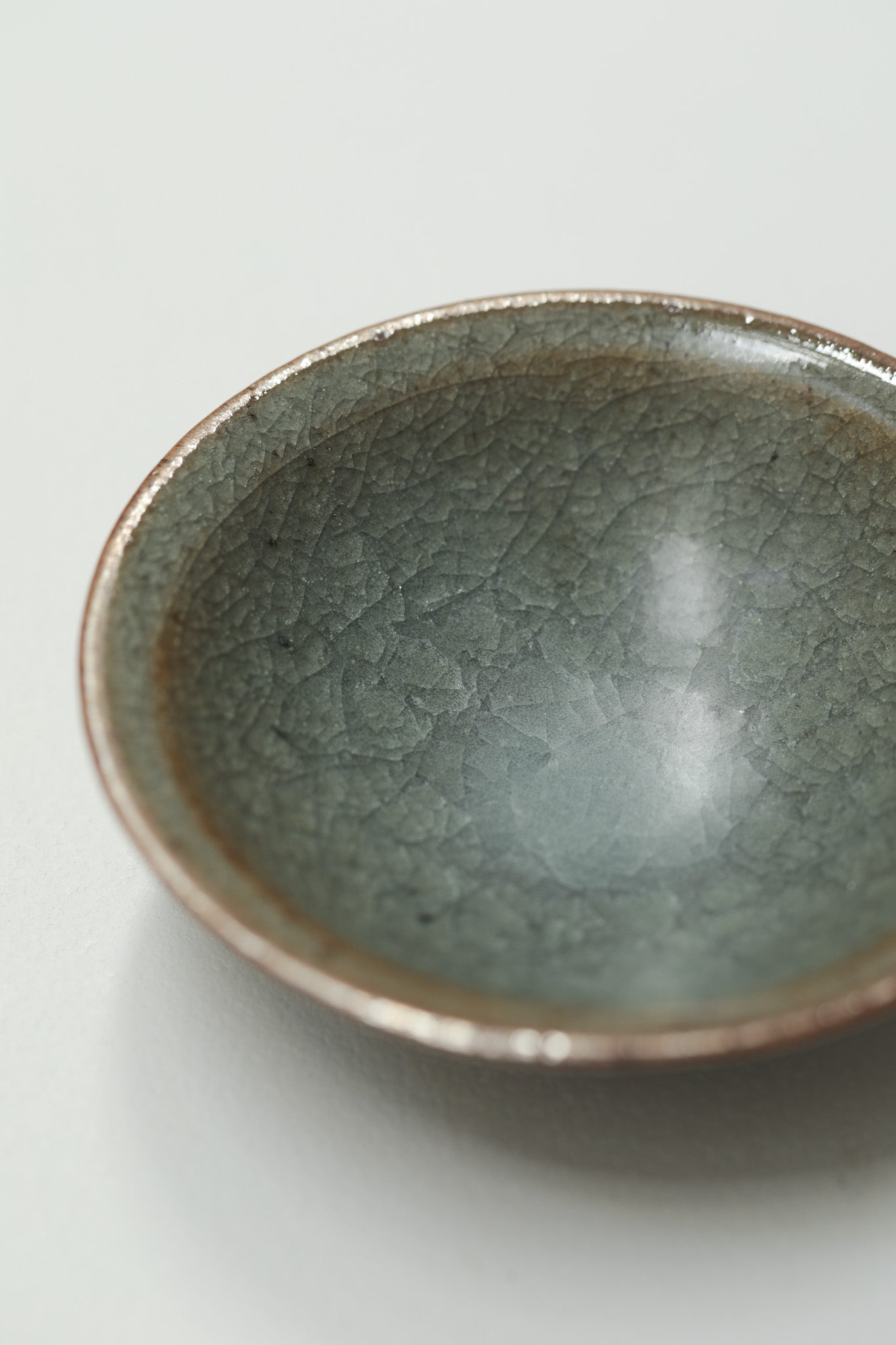 Florian Gadsby: Miniature Bowl