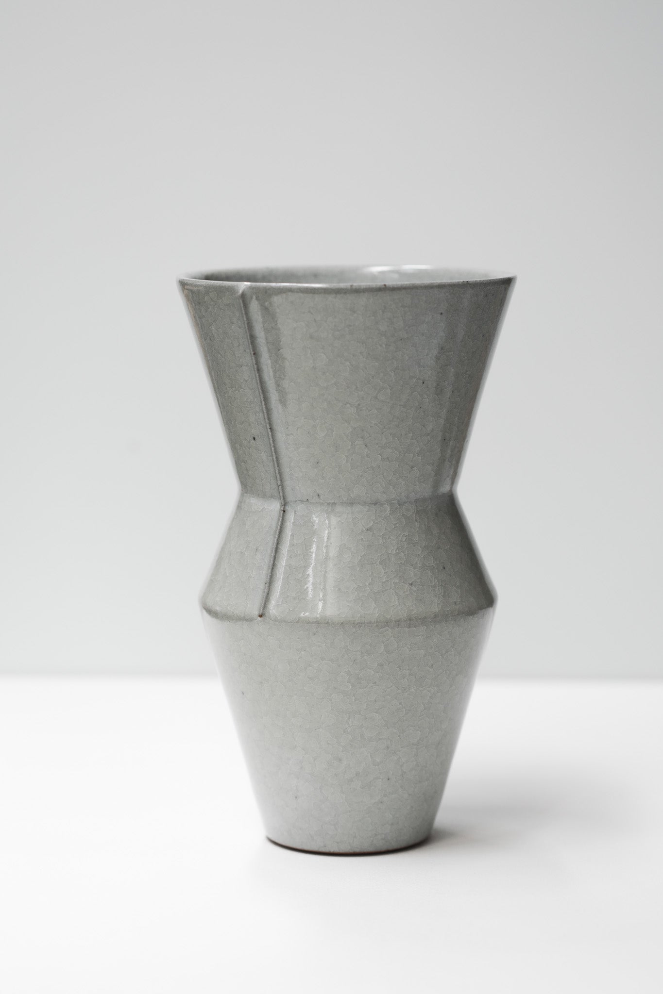 Florian Gadsby: Lined Vase
