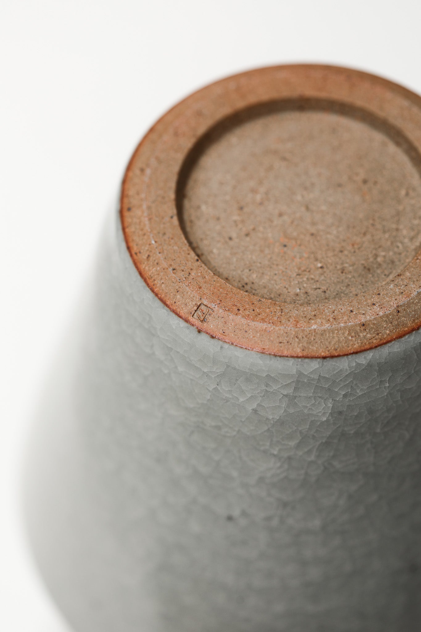 Florian Gadsby: Lined Vase