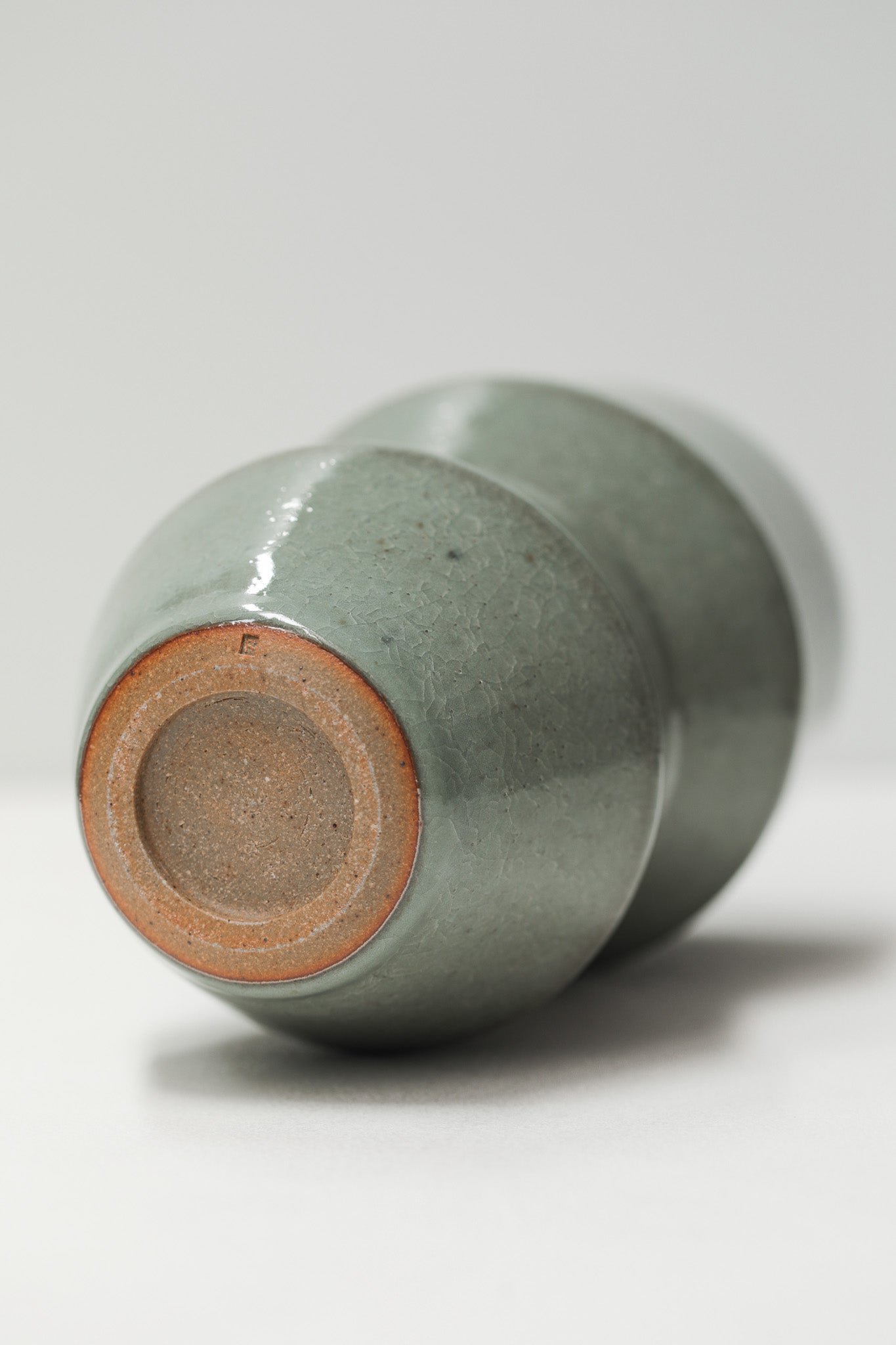 Florian Gadsby: Angular Vase
