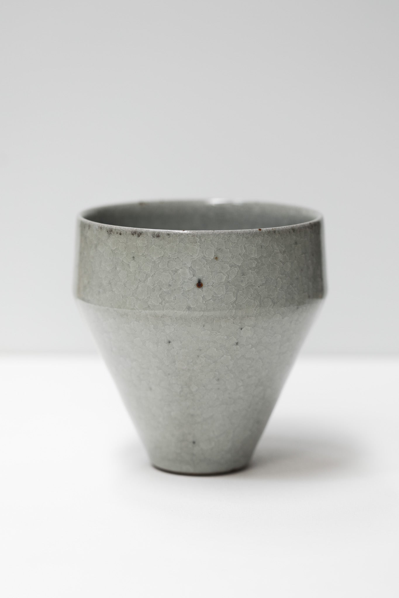 Florian Gadsby: Tall Angular Bowl