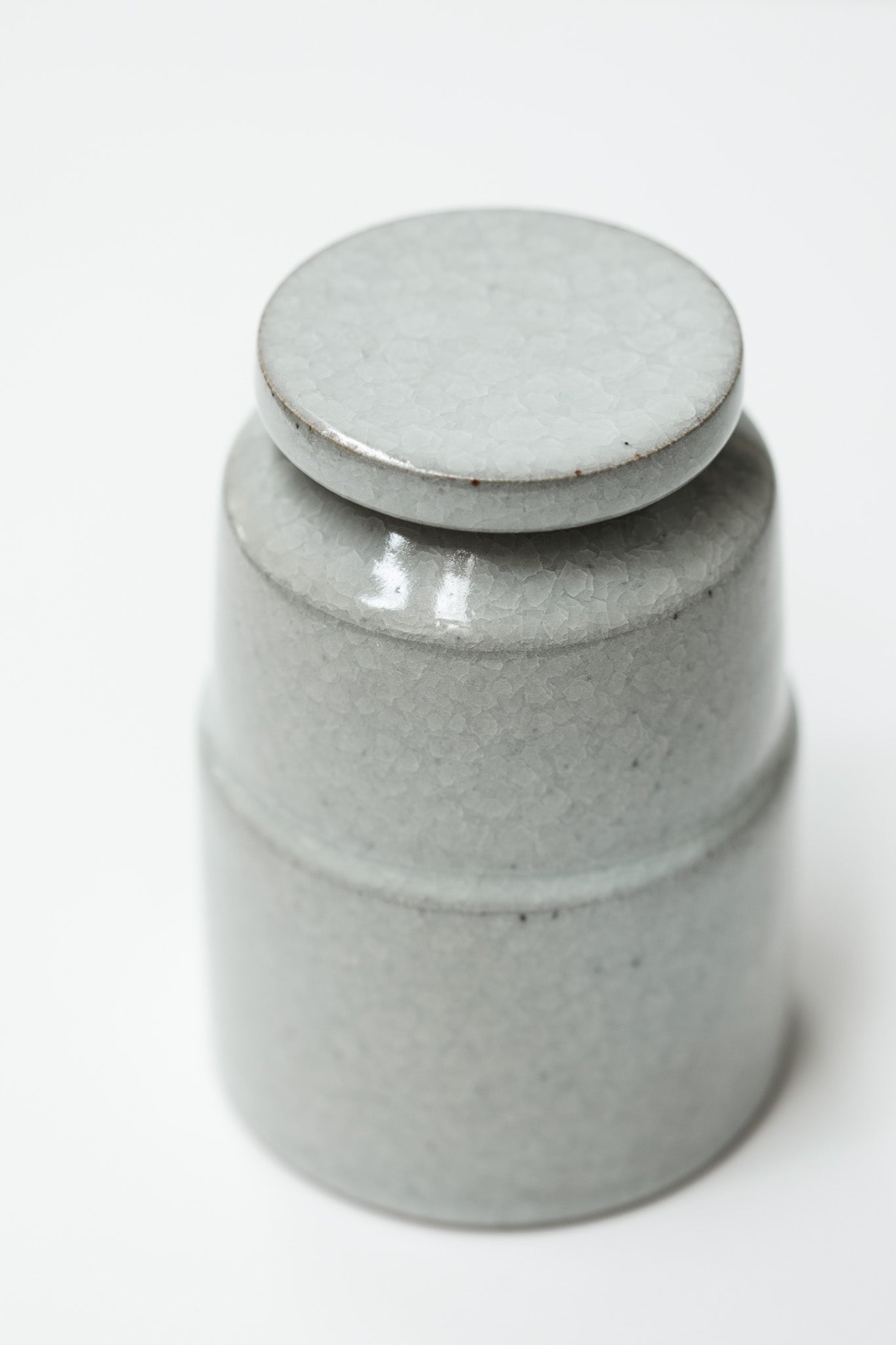 Florian Gadsby: Stepped Lidded Urn