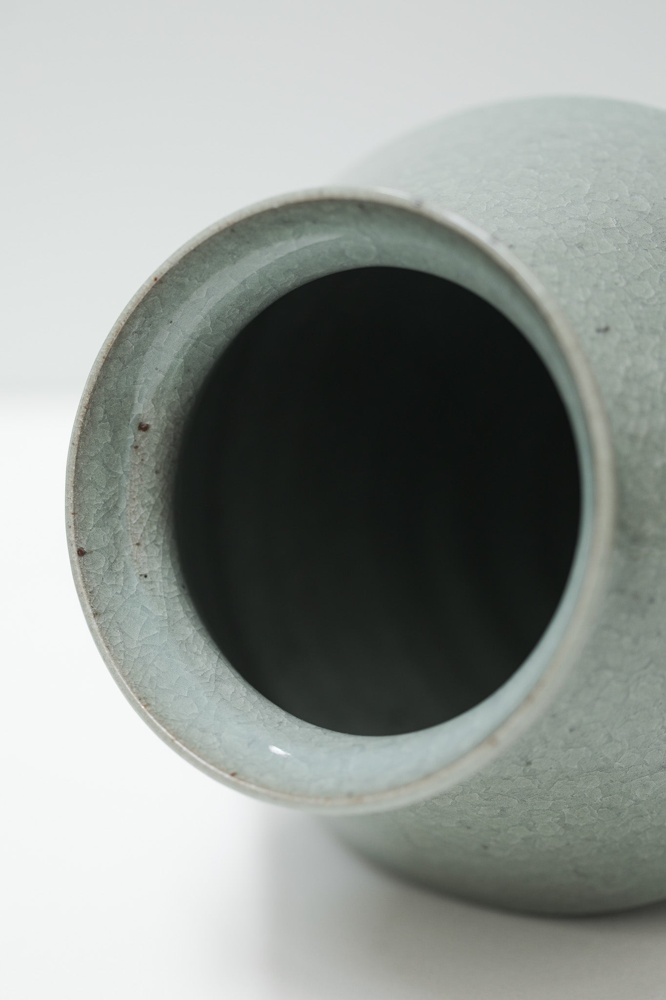 Florian Gadsby: Large Angular Vase