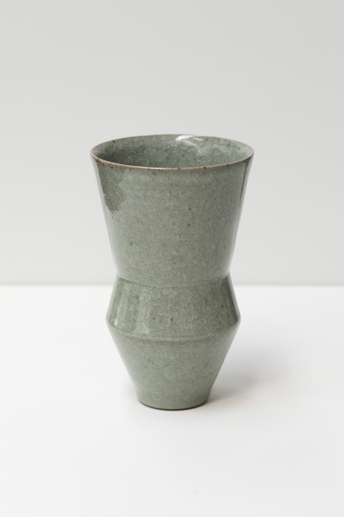 Florian Gadsby: Angular Vase