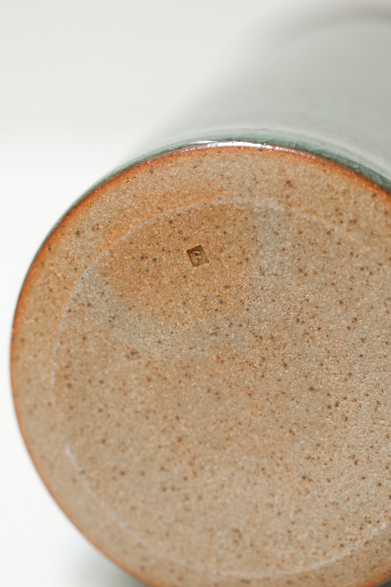 Florian Gadsby: Tall Lidded Jar