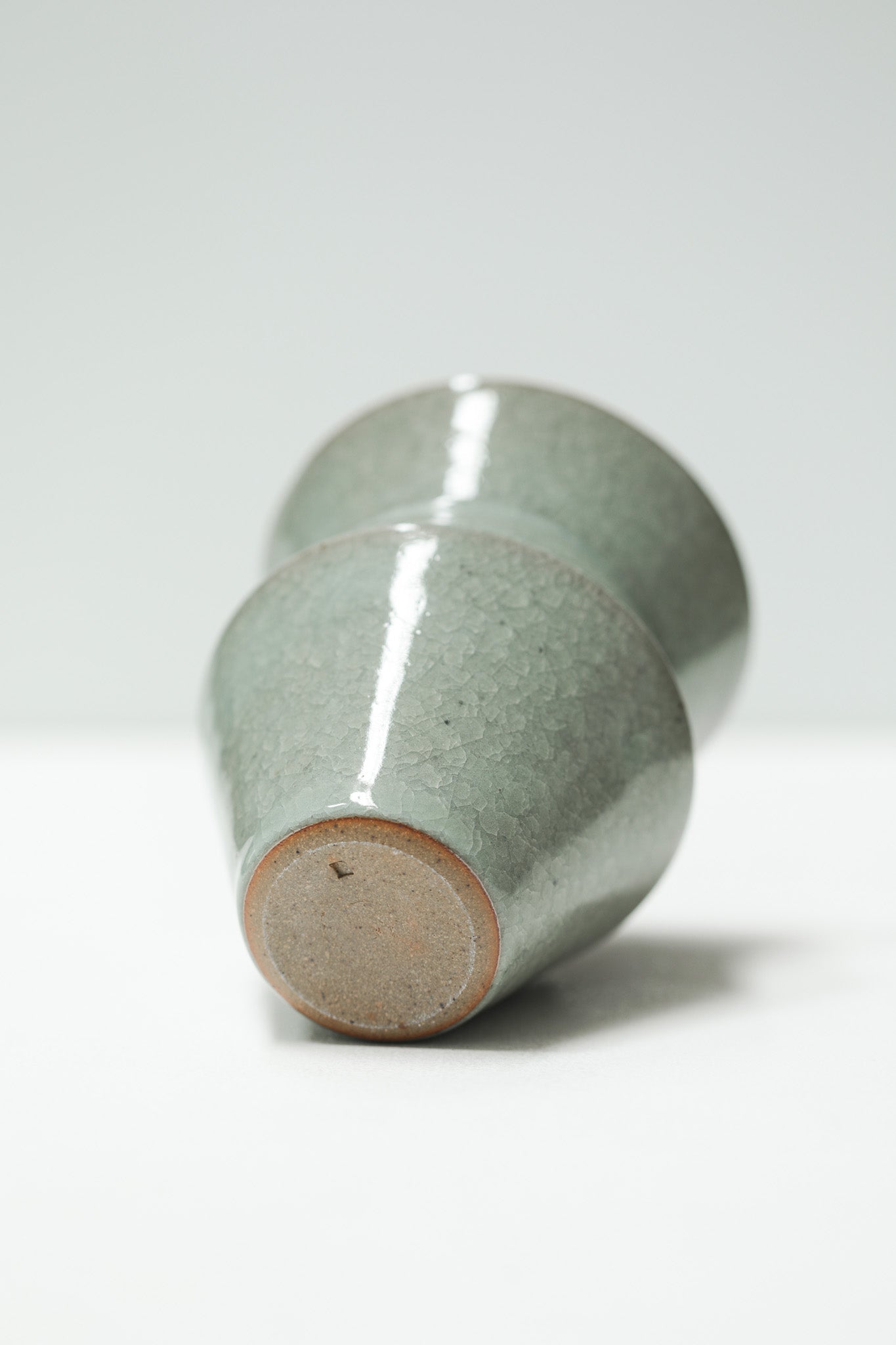 Florian Gadsby: Lined Vase