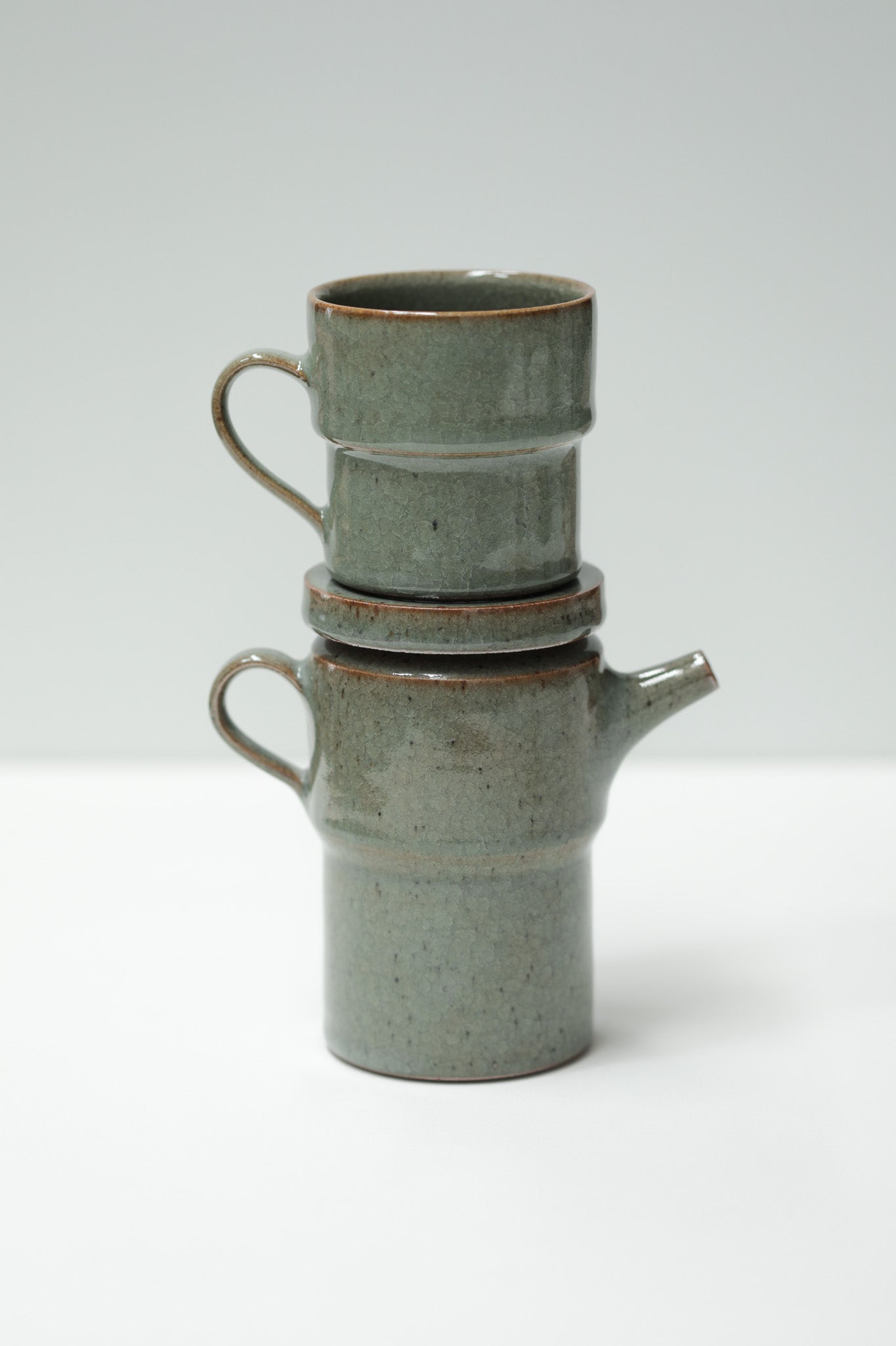 Florian Gadsby: Stepped Teaware for One