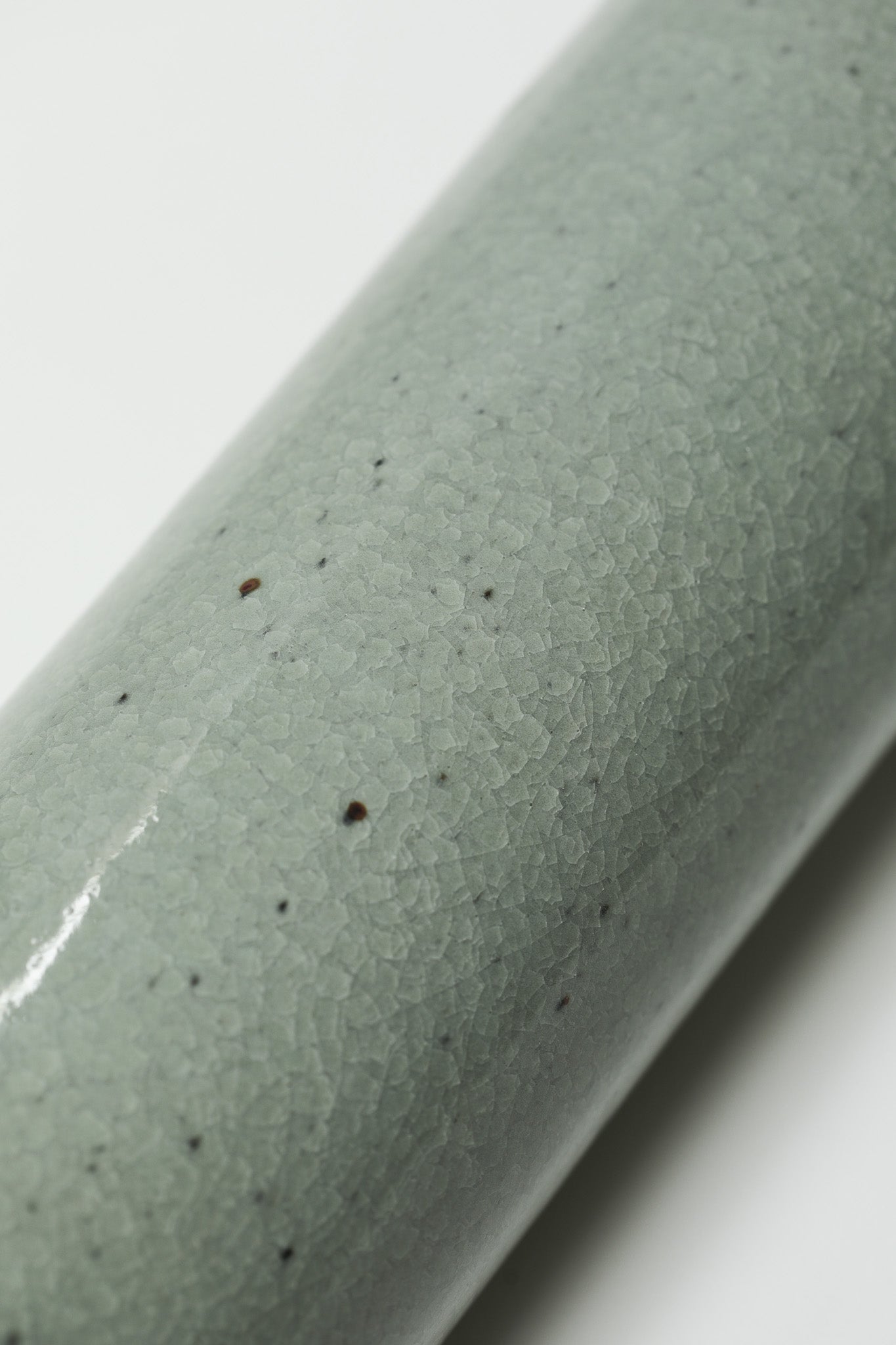 Florian Gadsby: Tall Cylindrical Lidded Jar