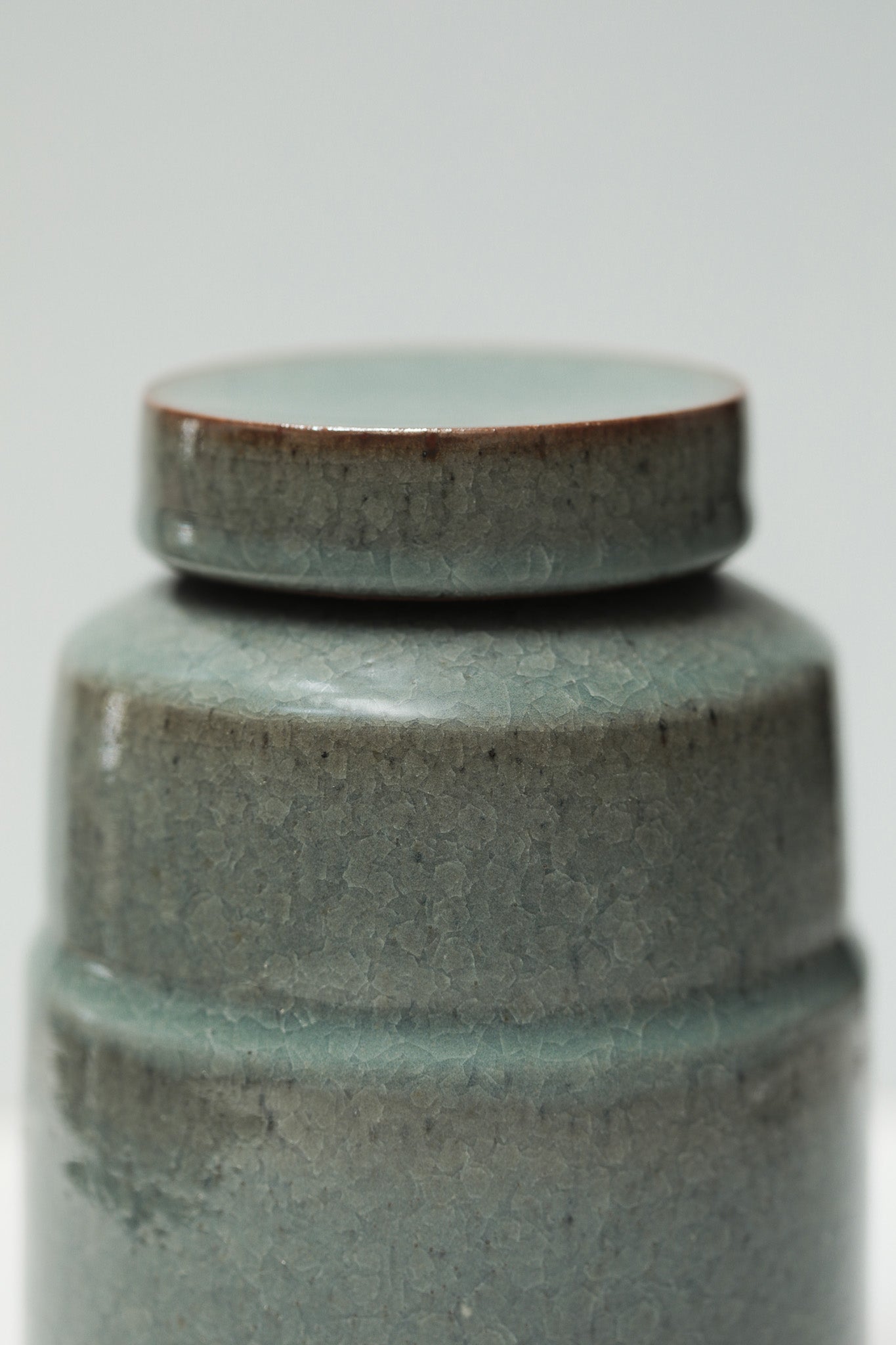Florian Gadsby: Large Stepped Lidded Jar