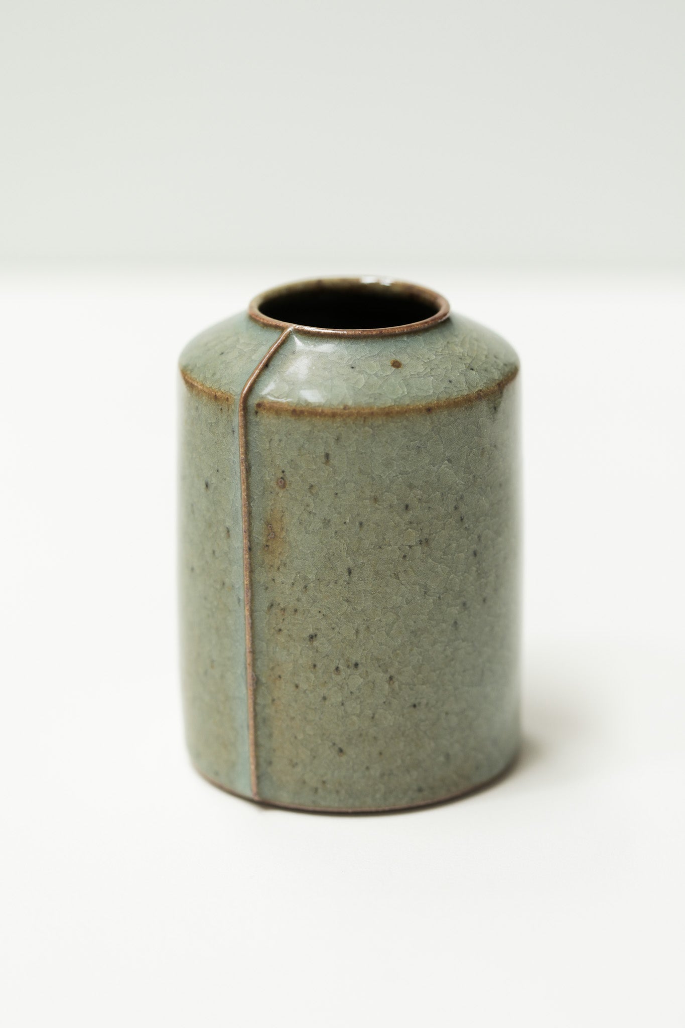 Florian Gadsby: Lined Jar