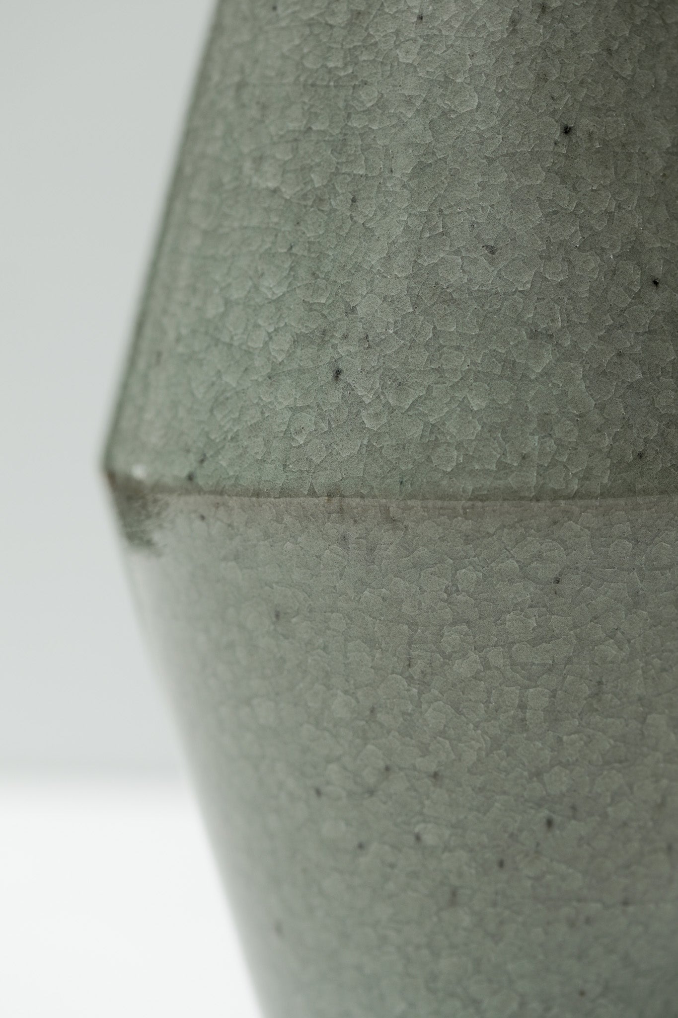 Florian Gadsby: Tall Angular Bud Vase