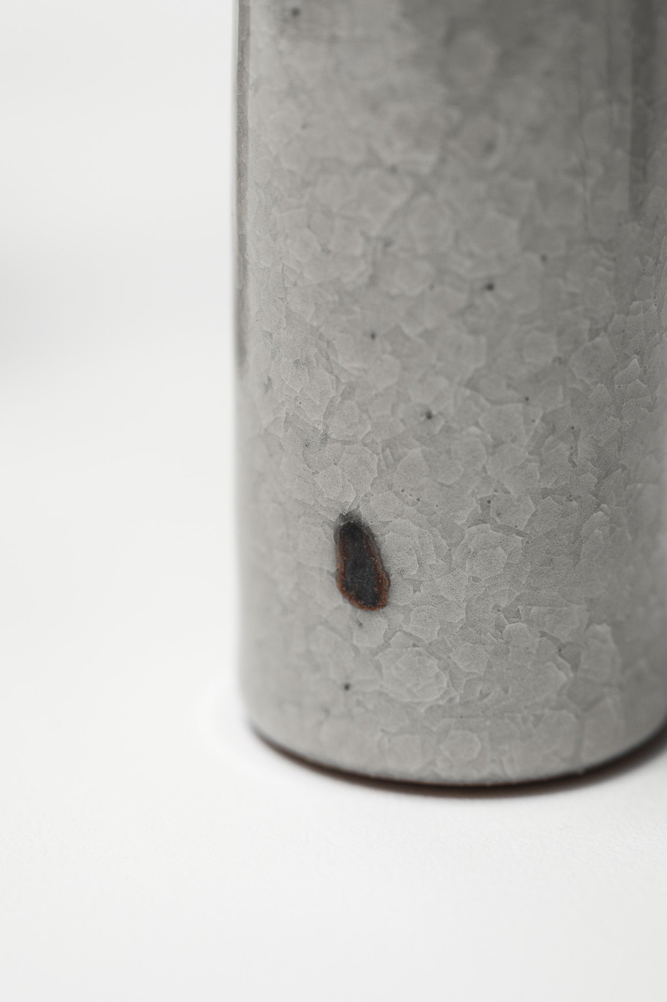 Florian Gadsby: Trio of Cylindrical Vases
