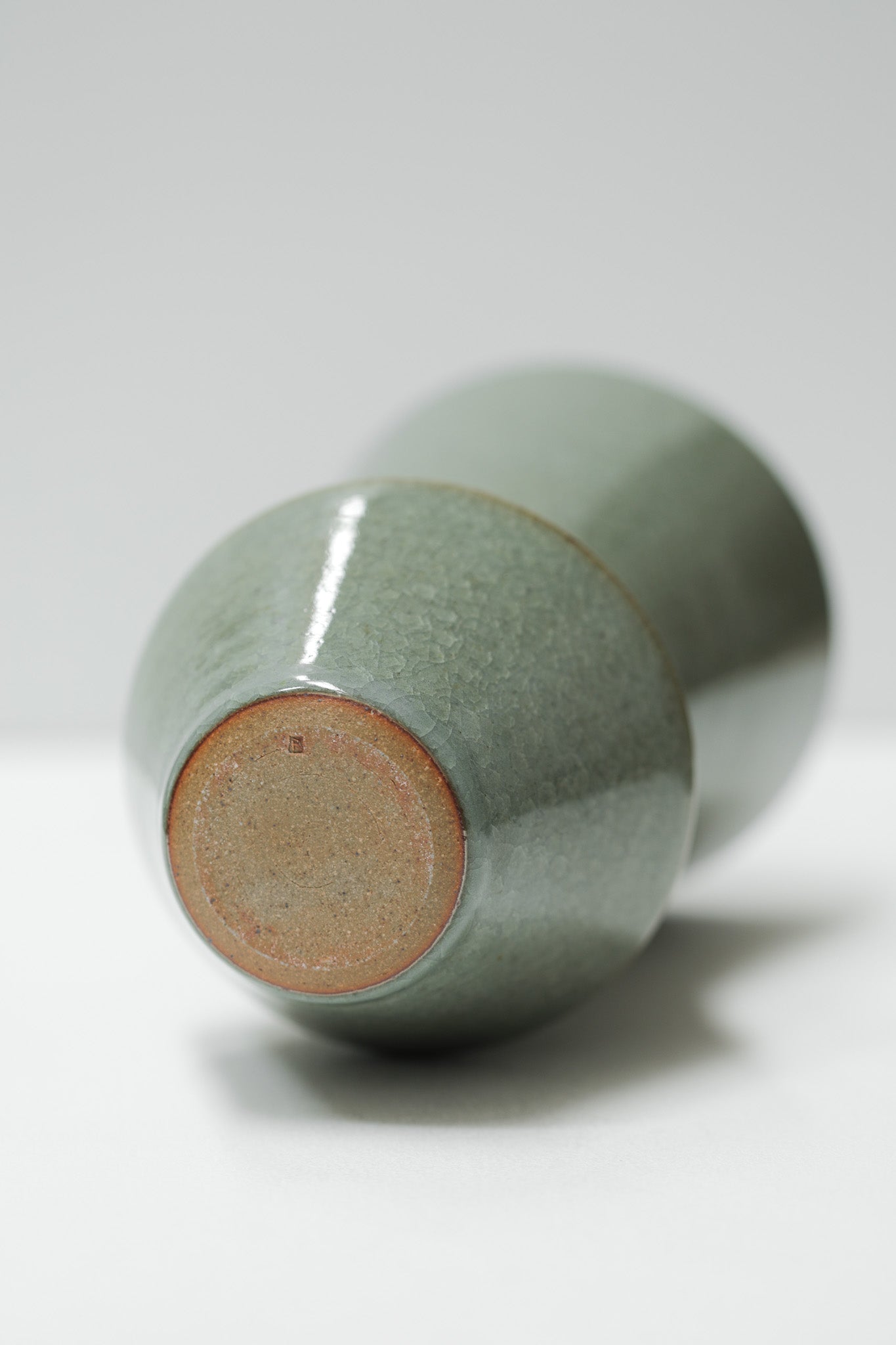 Florian Gadsby: Angular Vase