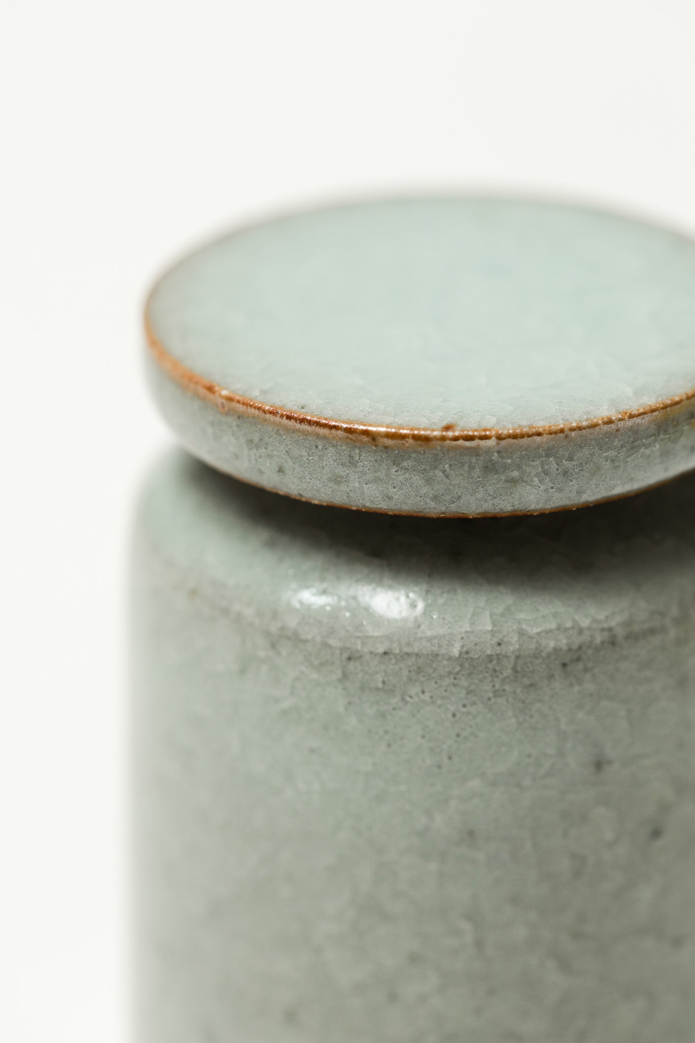 Florian Gadsby: Miniature Lidded Jar