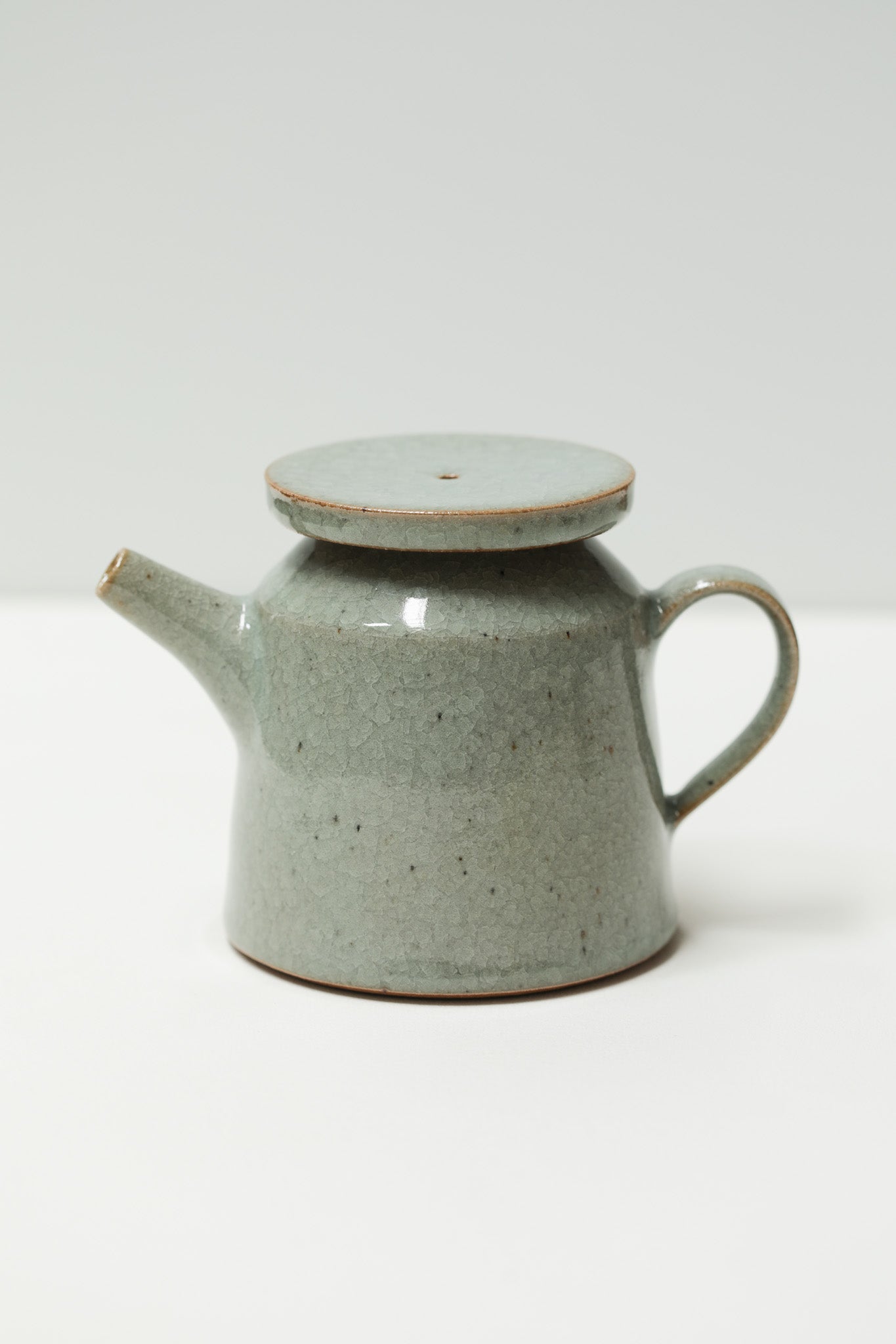 Florian Gadsby: Teapot