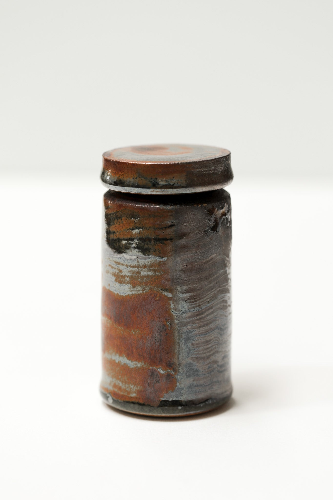 Florian Gadsby: Small Lidded Jar