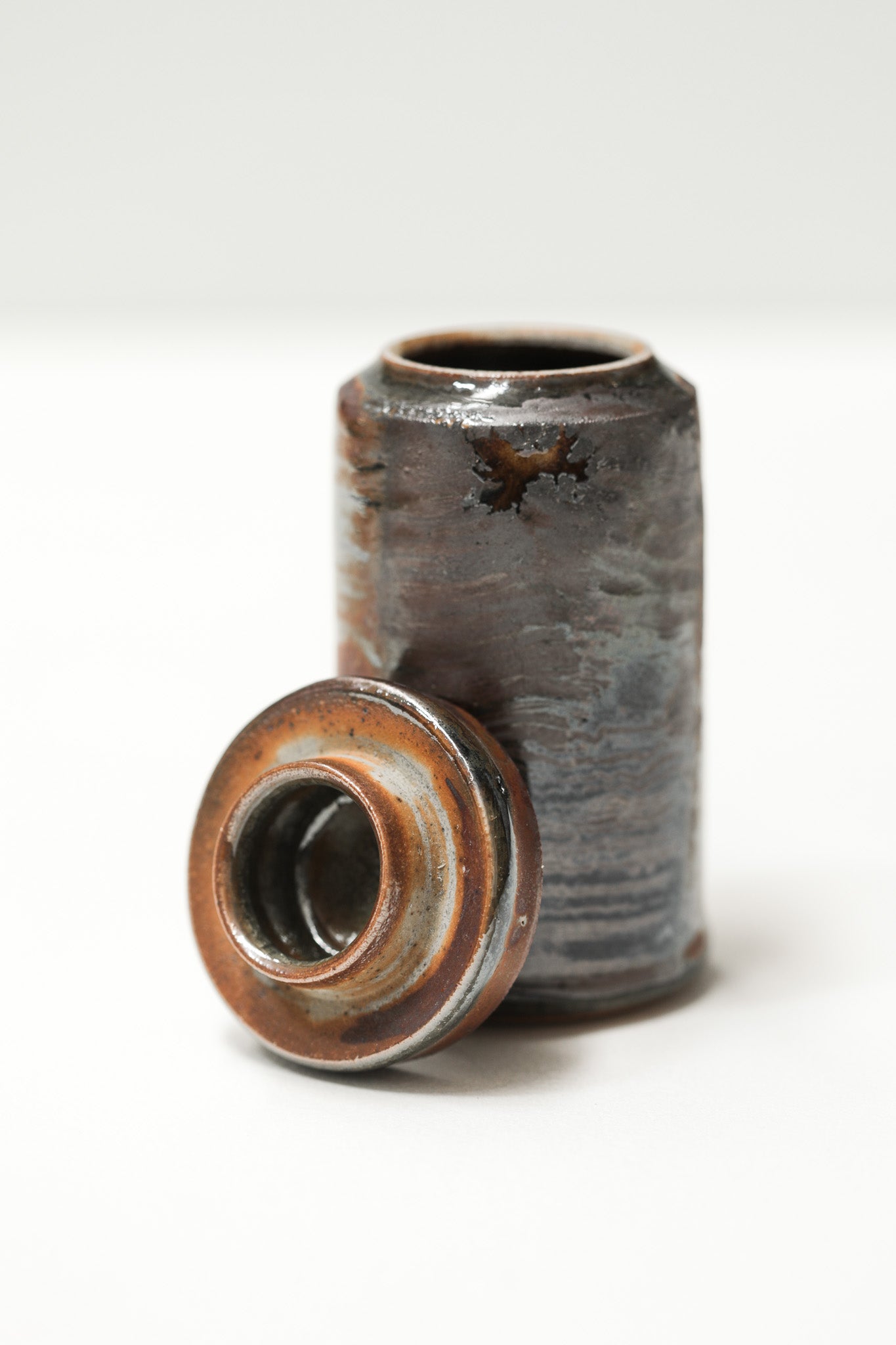 Florian Gadsby: Small Lidded Jar