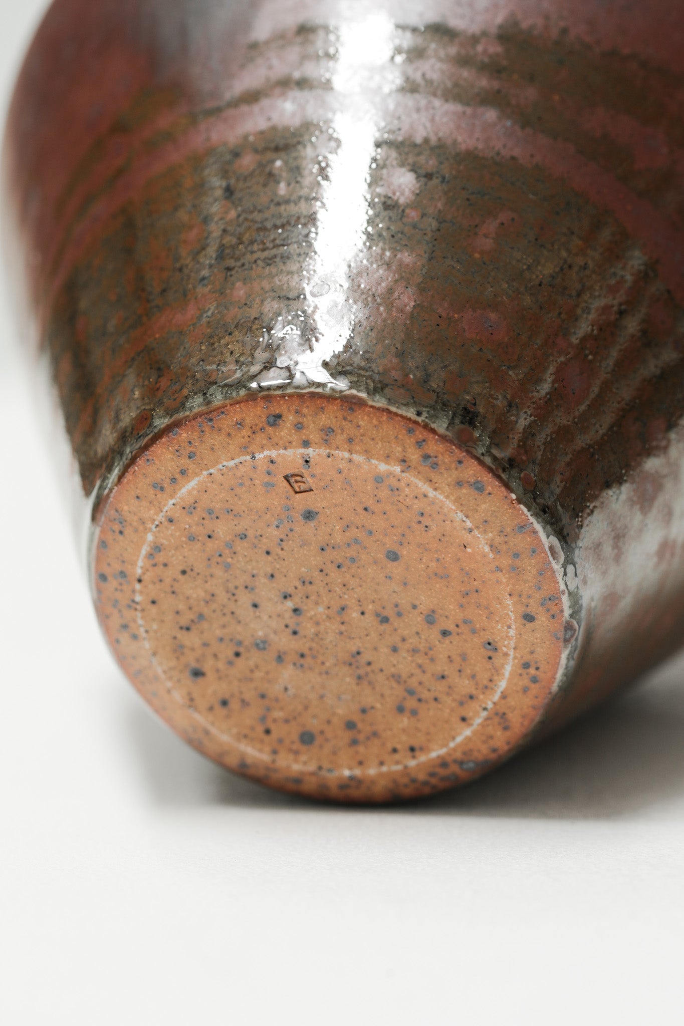Florian Gadsby: Angular Vase