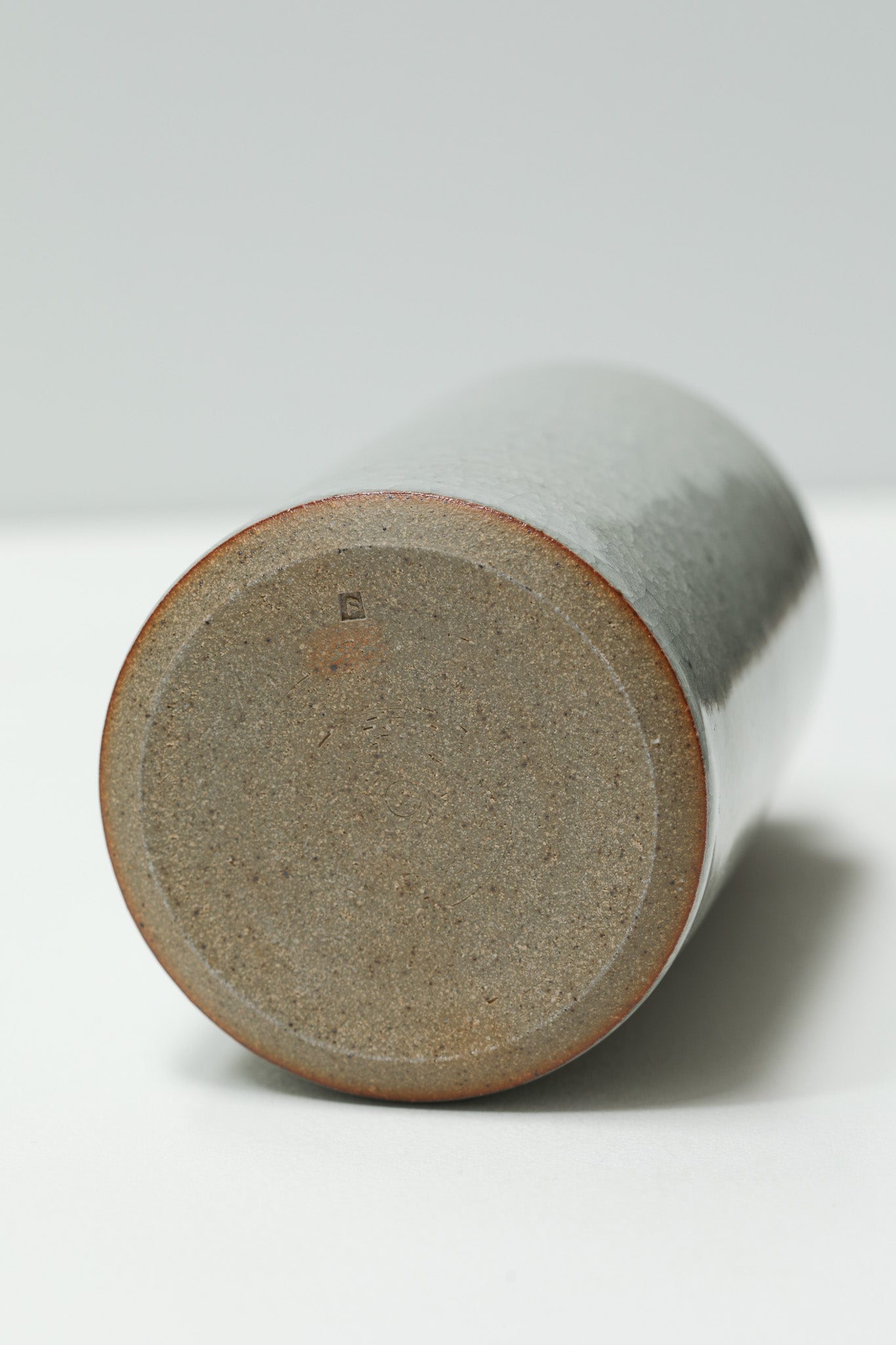 Florian Gadsby: Angular Lidded Urn