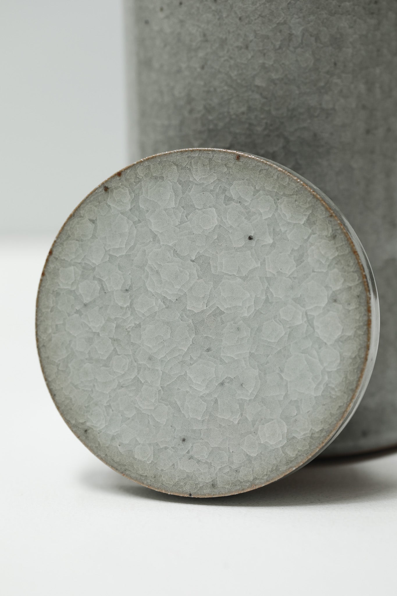 Florian Gadsby: Angular Lidded Urn