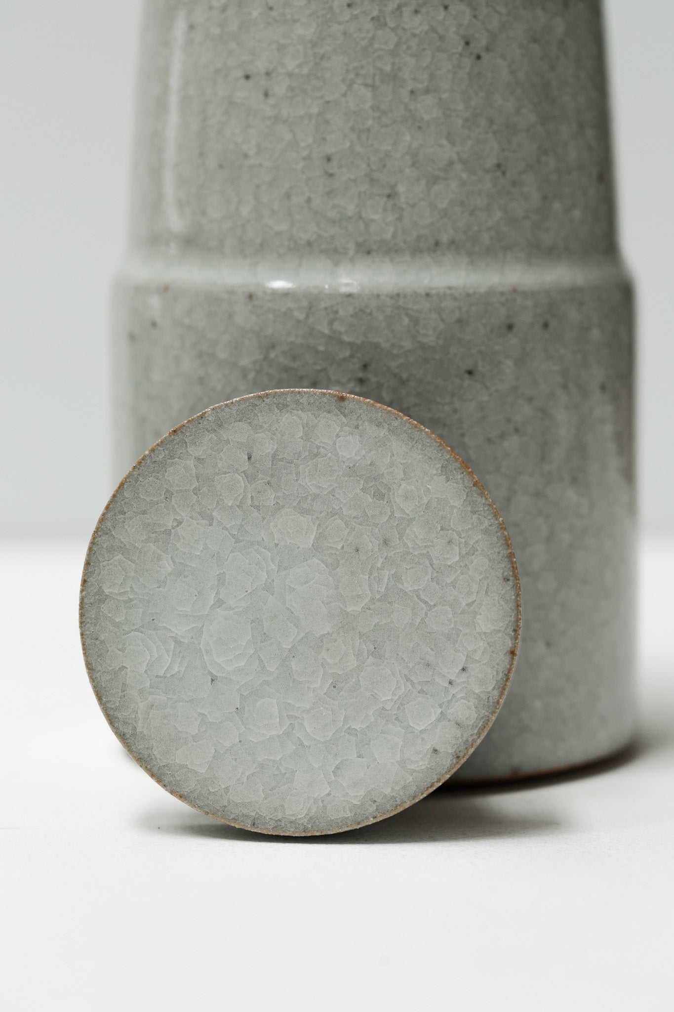 Florian Gadsby: Angular Lidded Urn