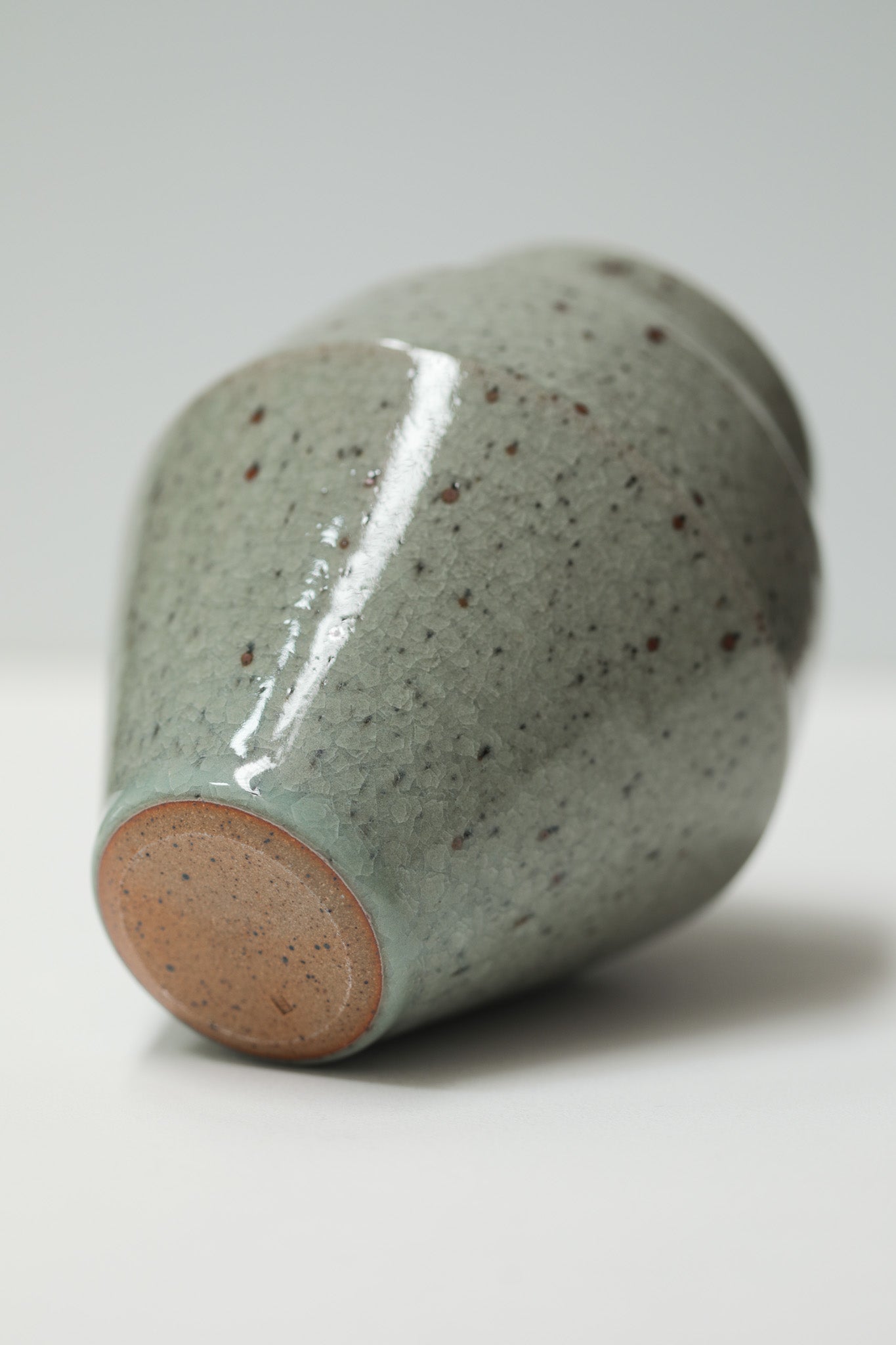 Florian Gadsby: Angular Vase