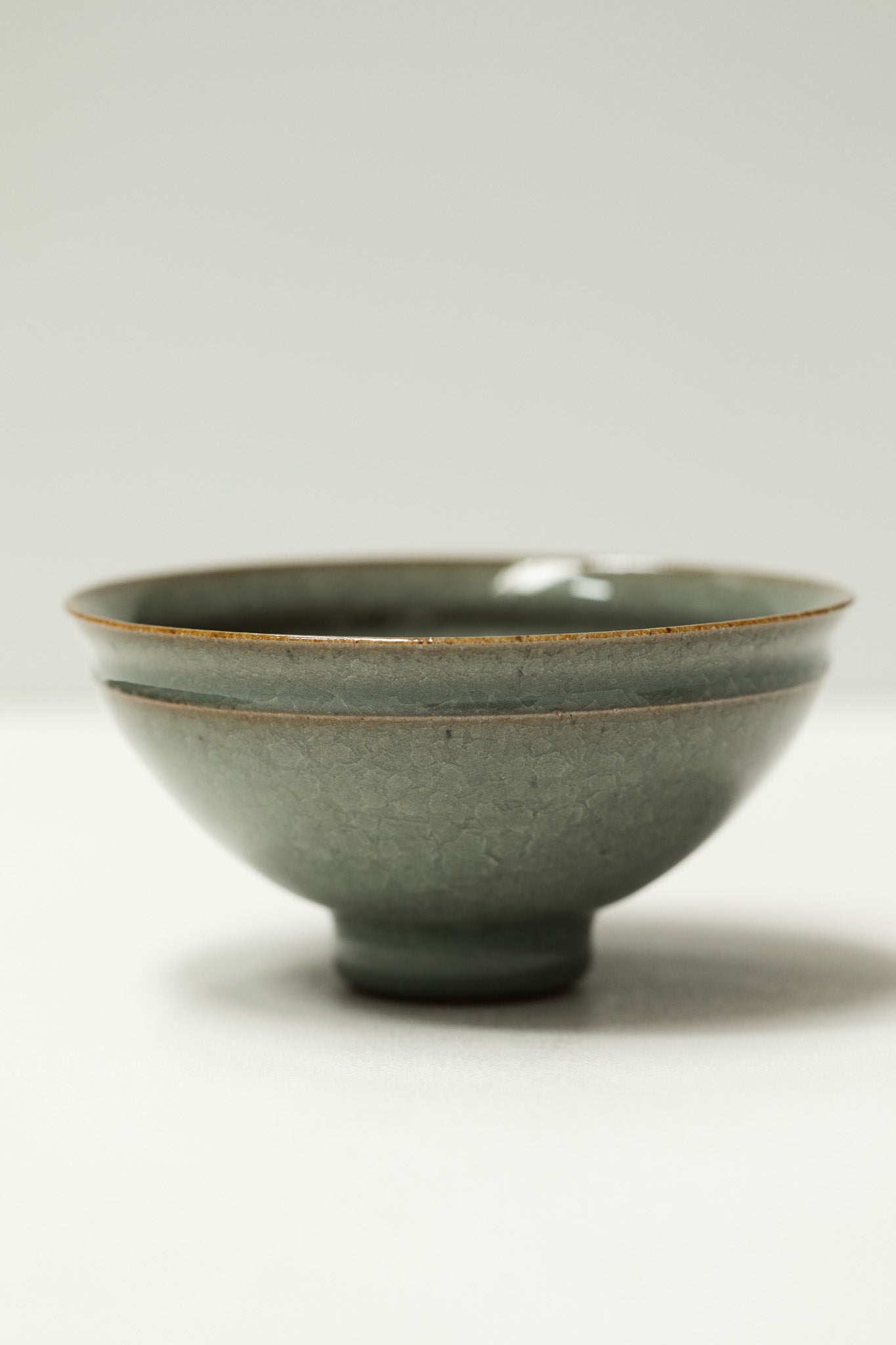 Florian Gadsby: Pair of Indented Bowls