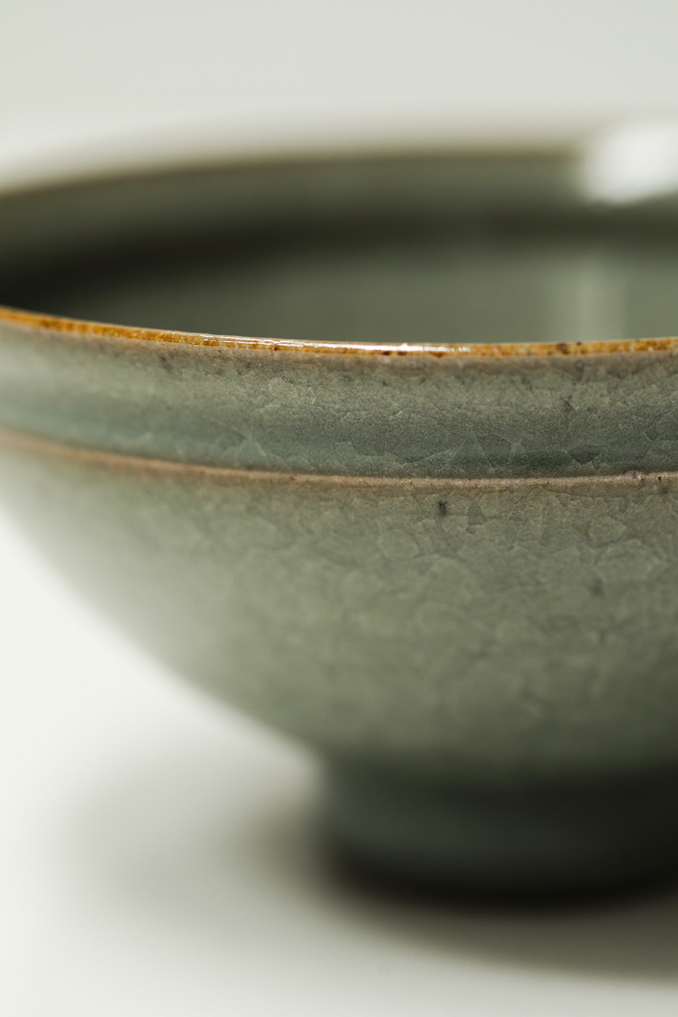 Florian Gadsby: Pair of Indented Bowls