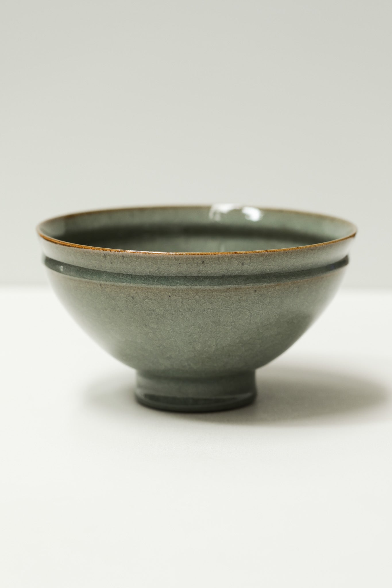 Florian Gadsby: Pair of Indented Bowls