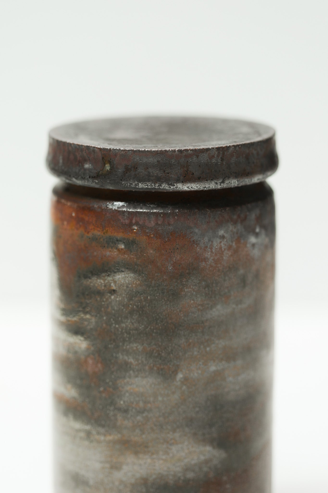Florian Gadsby: Cylindrical Lidded Jar