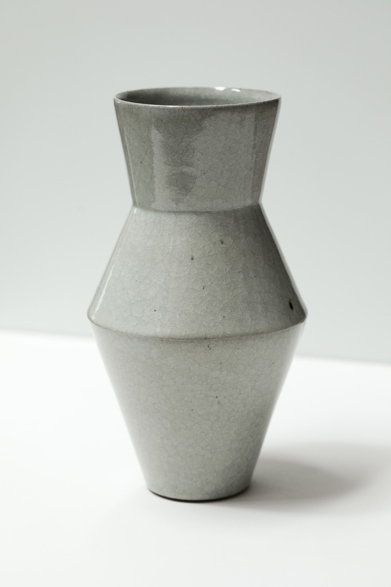 Florian Gadsby: Tall Lined Vase