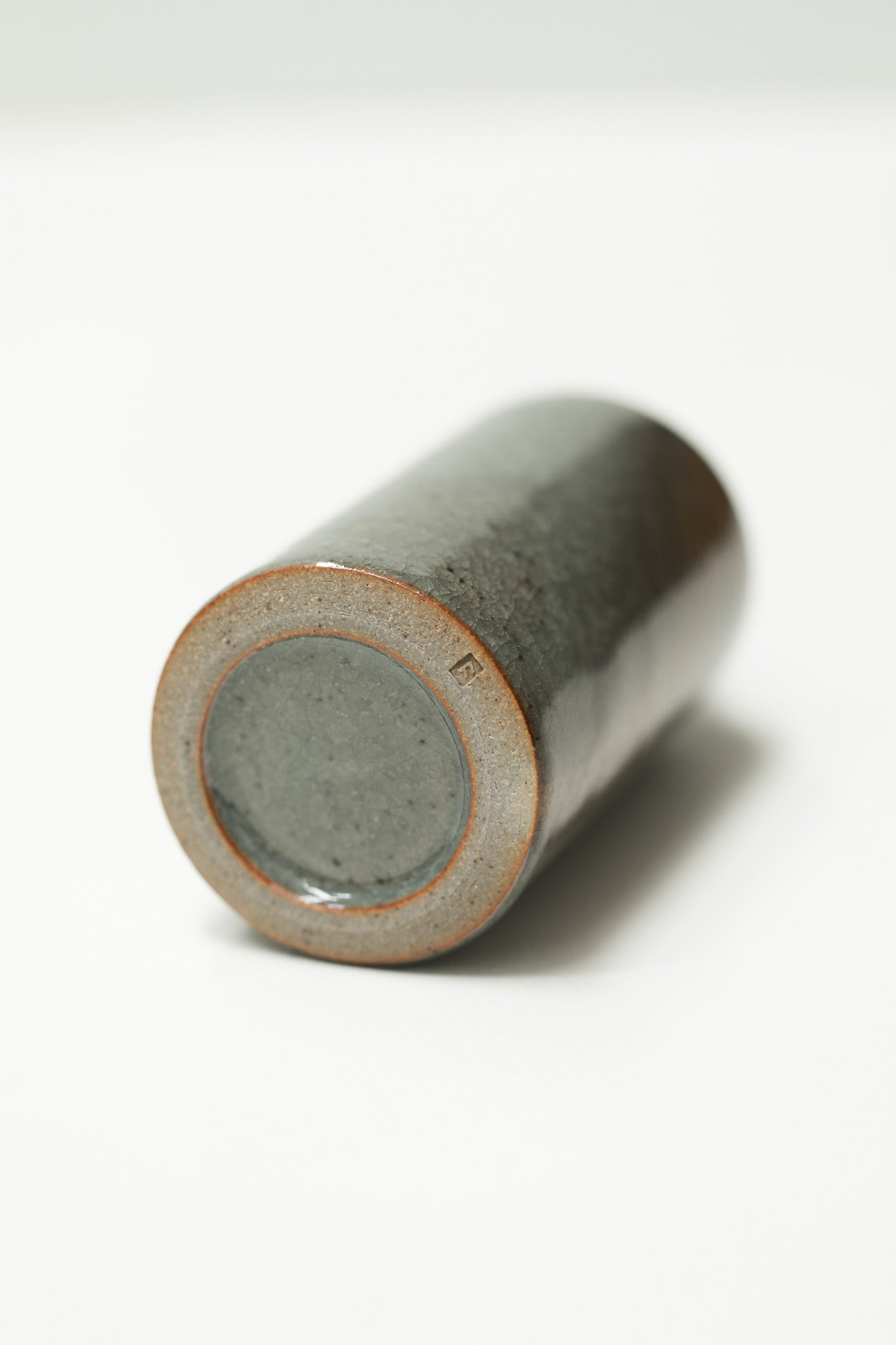 Florian Gadsby: Small Bottle