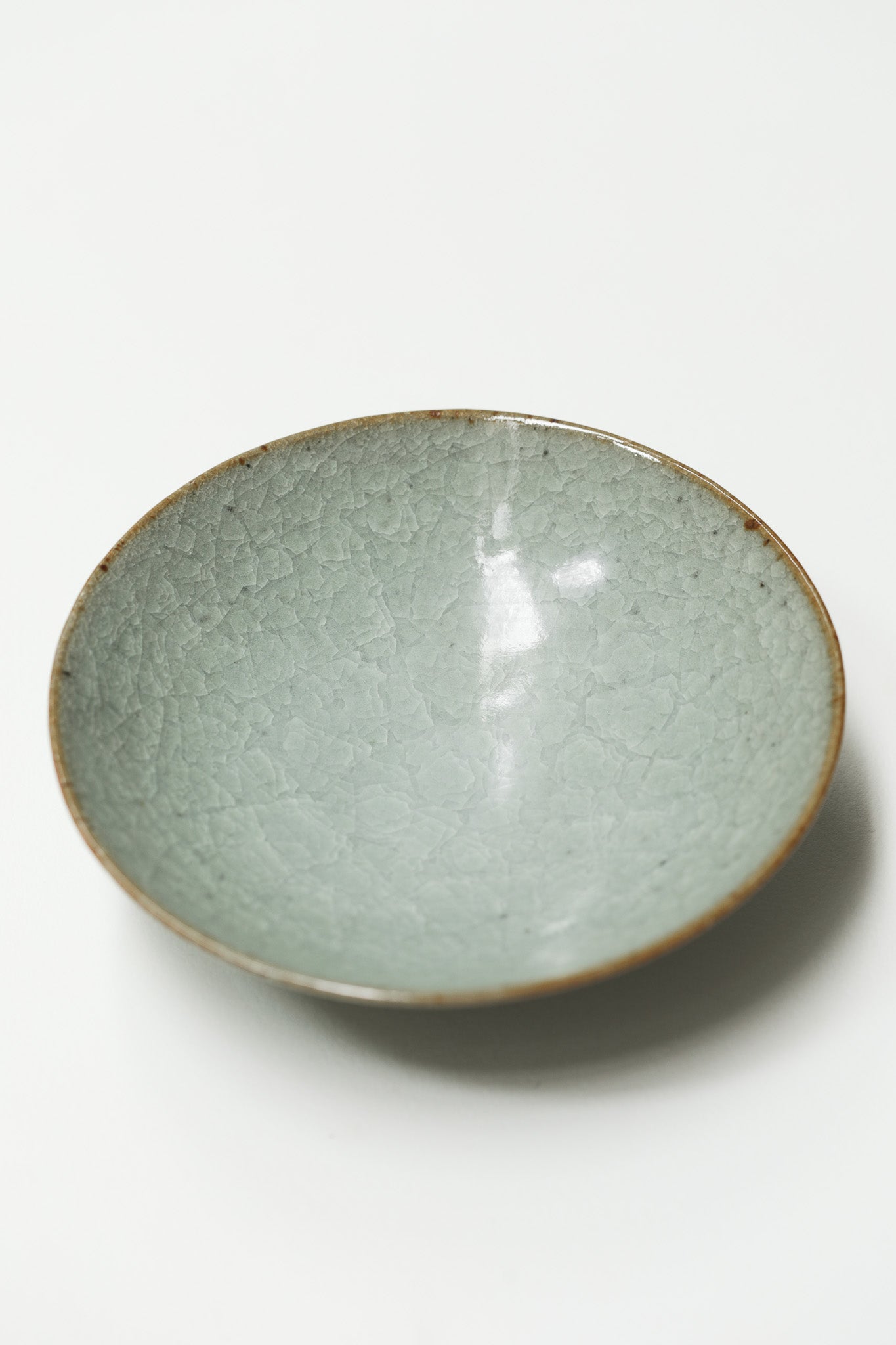 Florian Gadsby: Shallow Angular Bowl