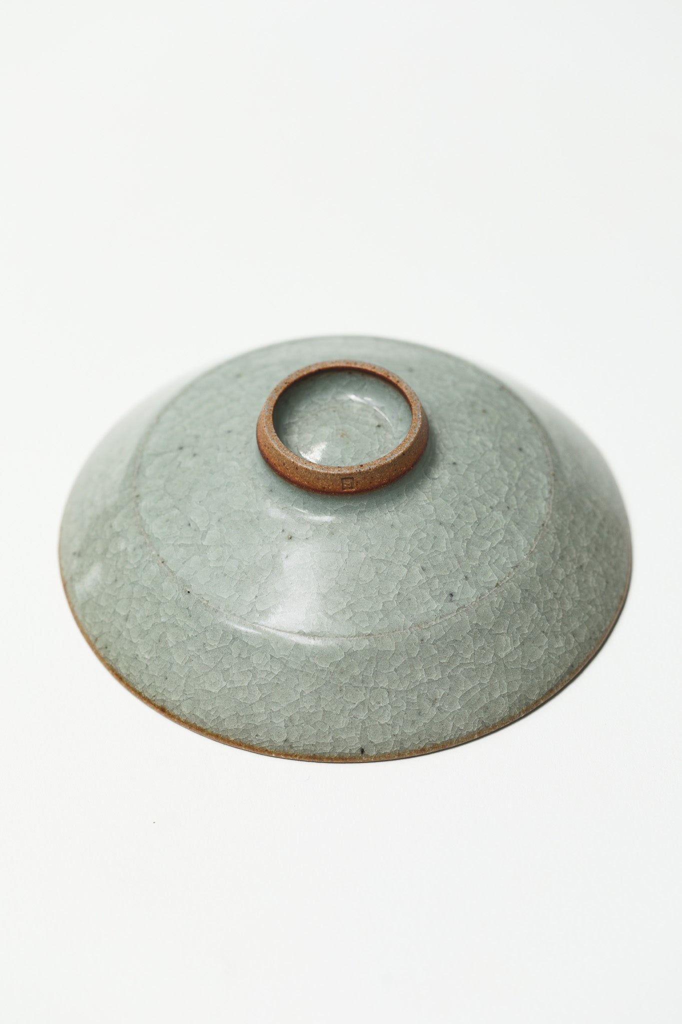 Florian Gadsby: Shallow Angular Bowl