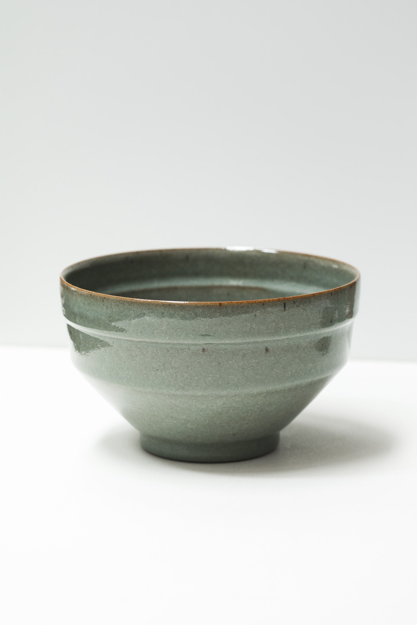 Florian Gadsby: Large Stepped Bowl