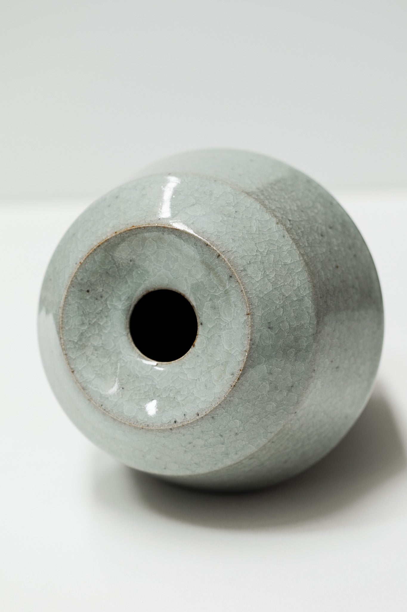 Florian Gadsby: Large Angular Bud Vase