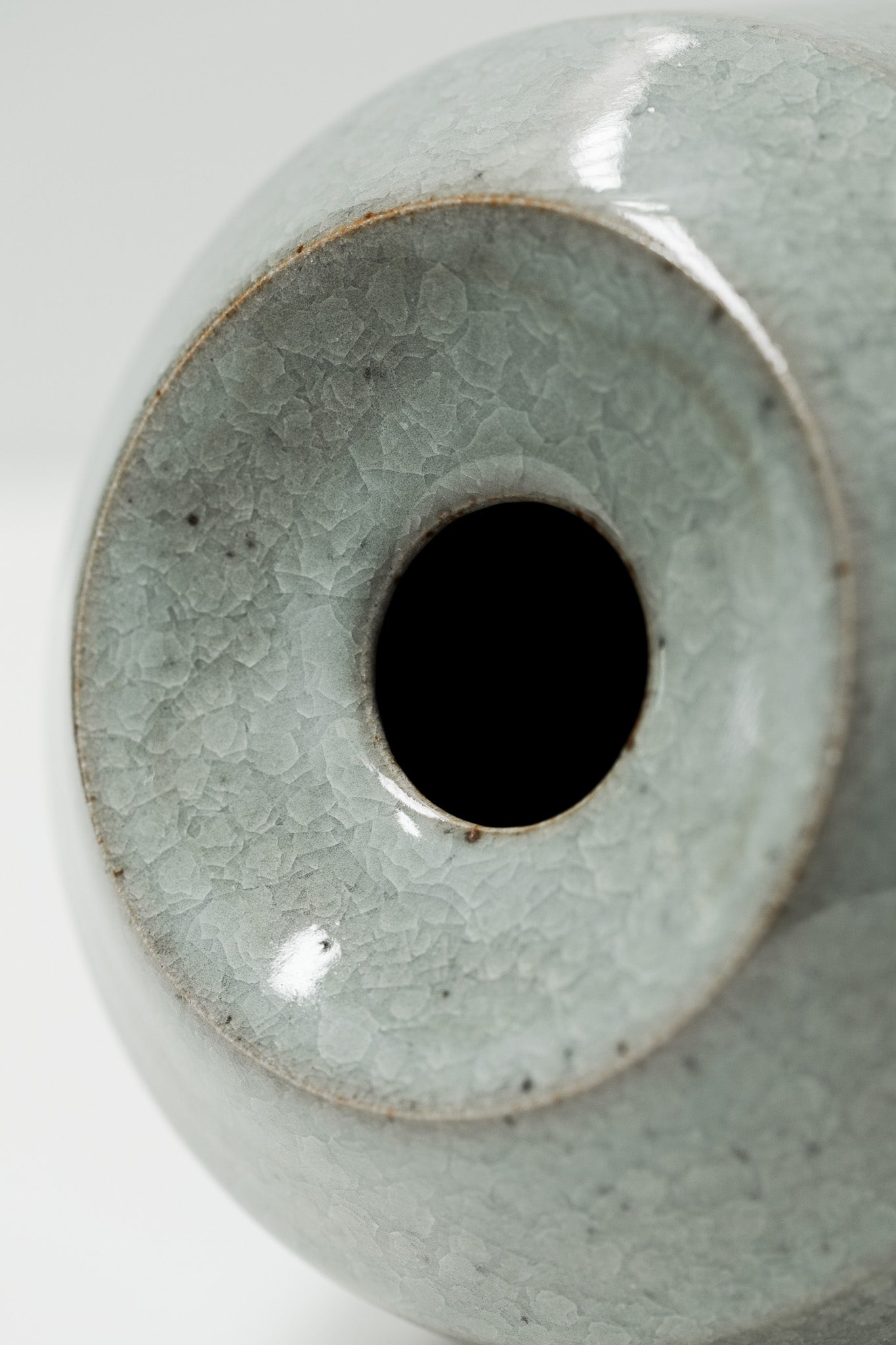 Florian Gadsby: Large Angular Bud Vase
