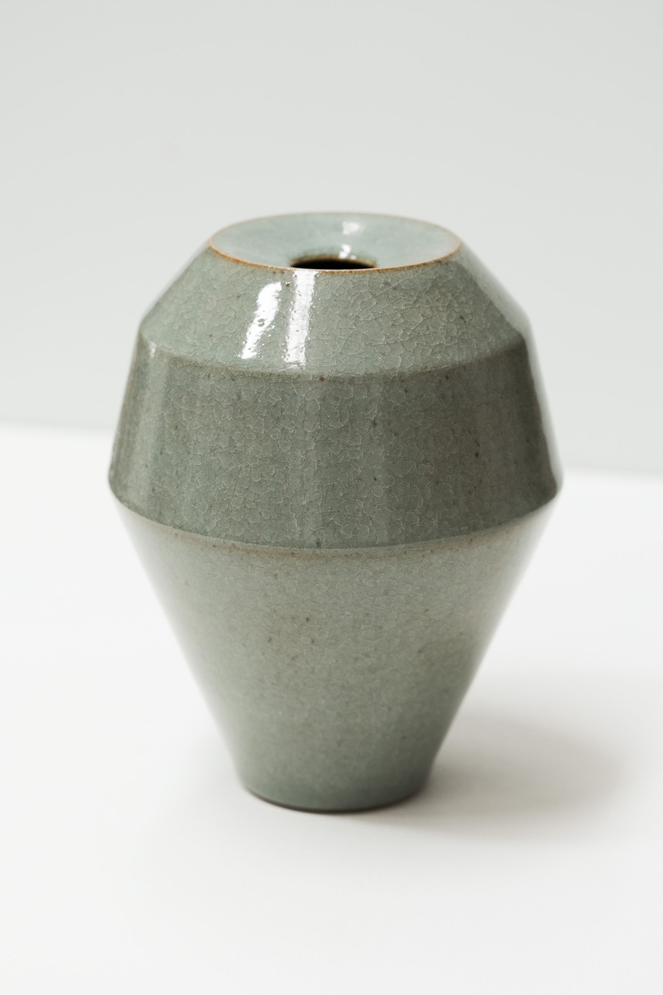 Florian Gadsby: Medium Angular Bud Vase
