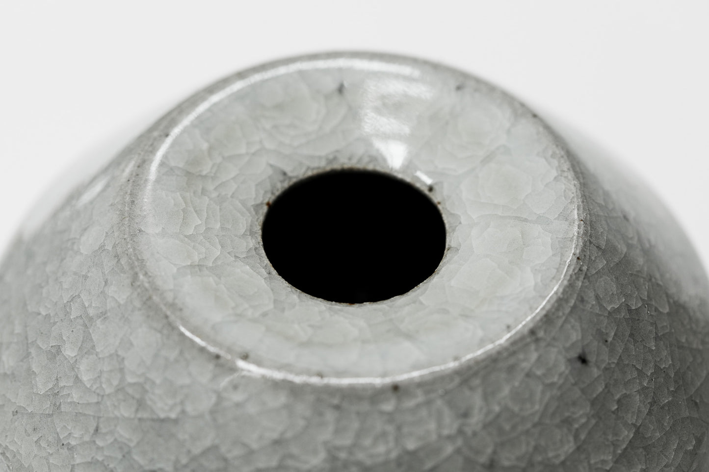 Florian Gadsby: Small Angular Bud Vase