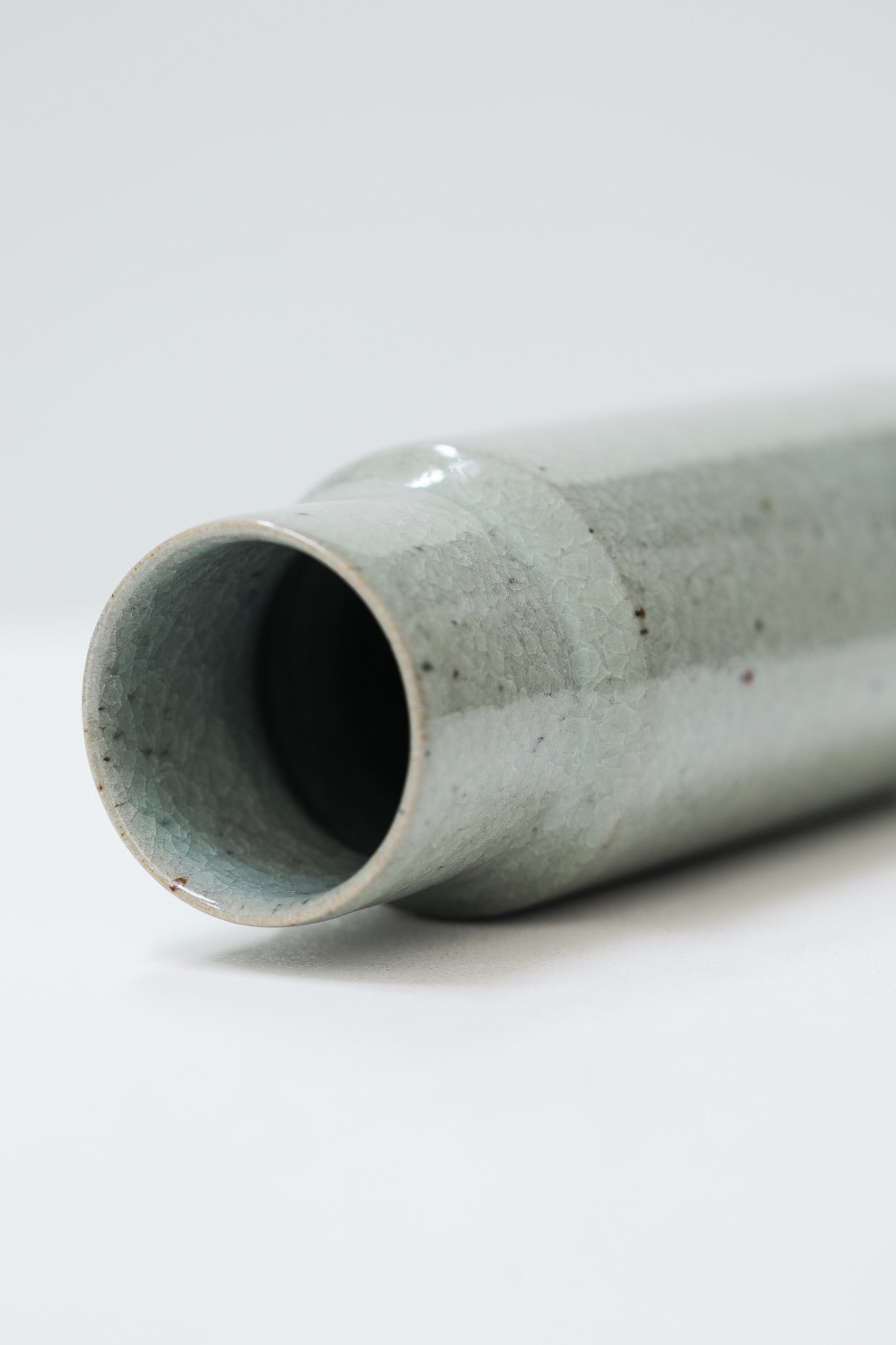 Florian Gadsby: Stepped Cylindrical Vase