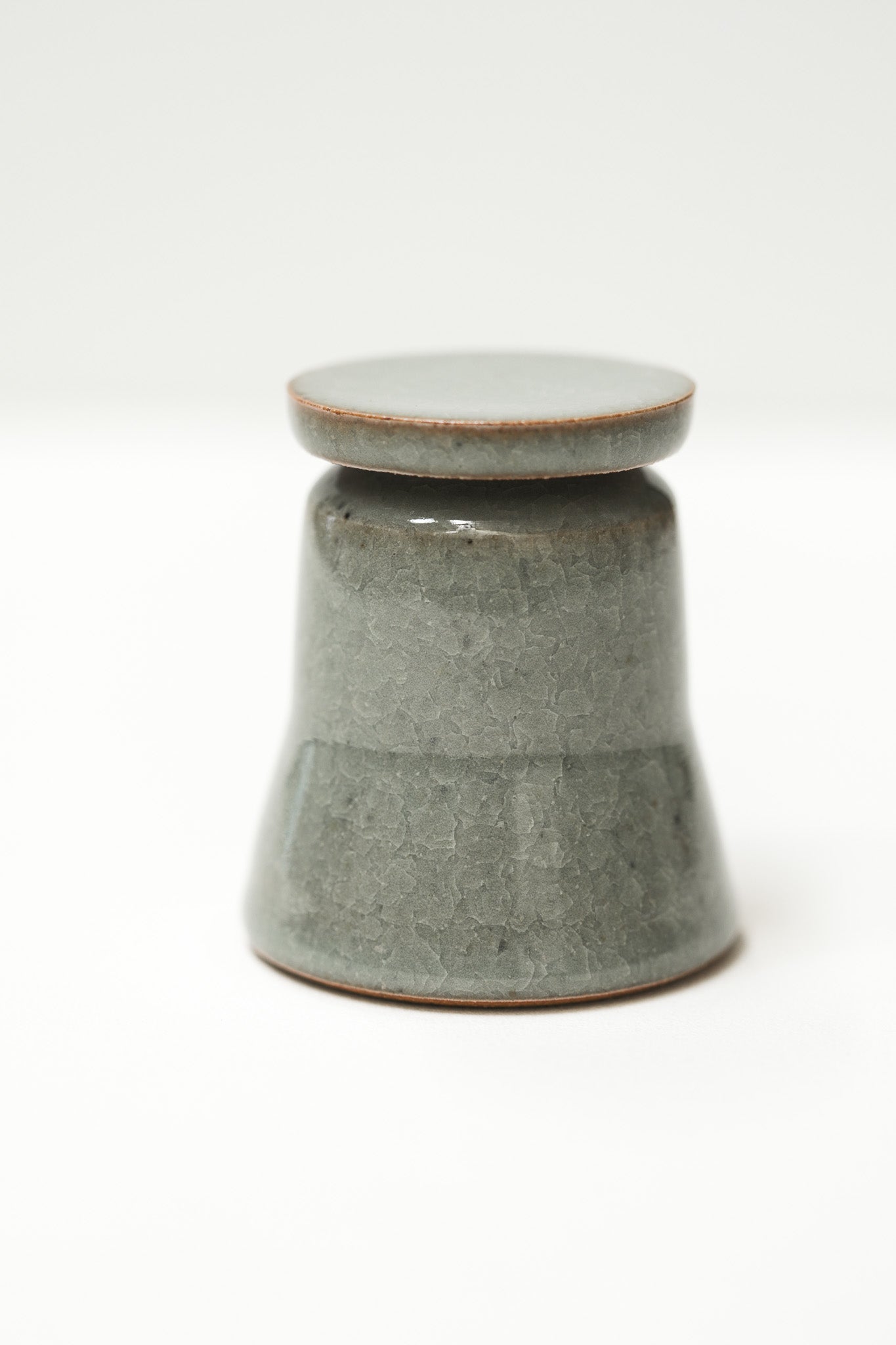 Florian Gadsby: Miniature Lidded Jar