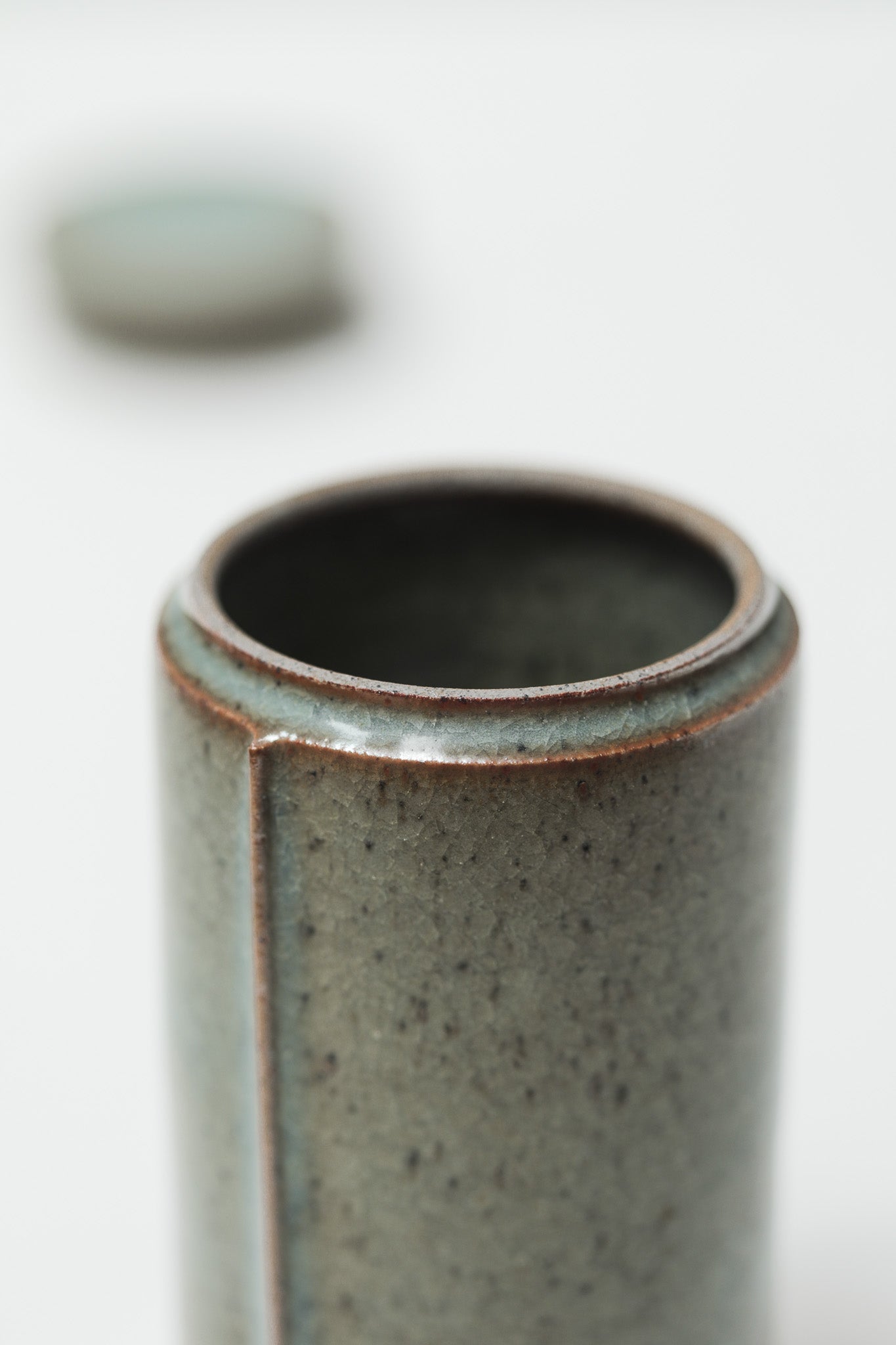 Florian Gadsby: Medium Lined Lidded Jar
