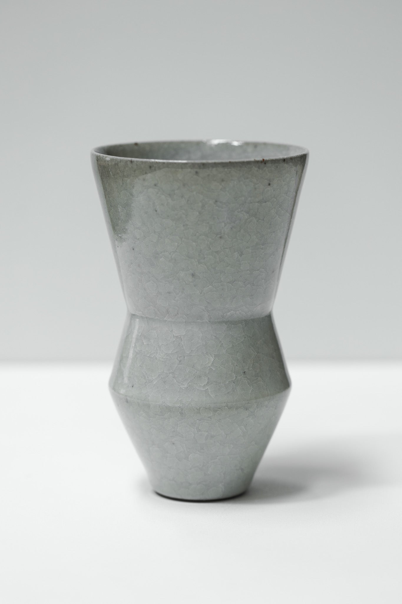 Florian Gadsby: Angular Vase