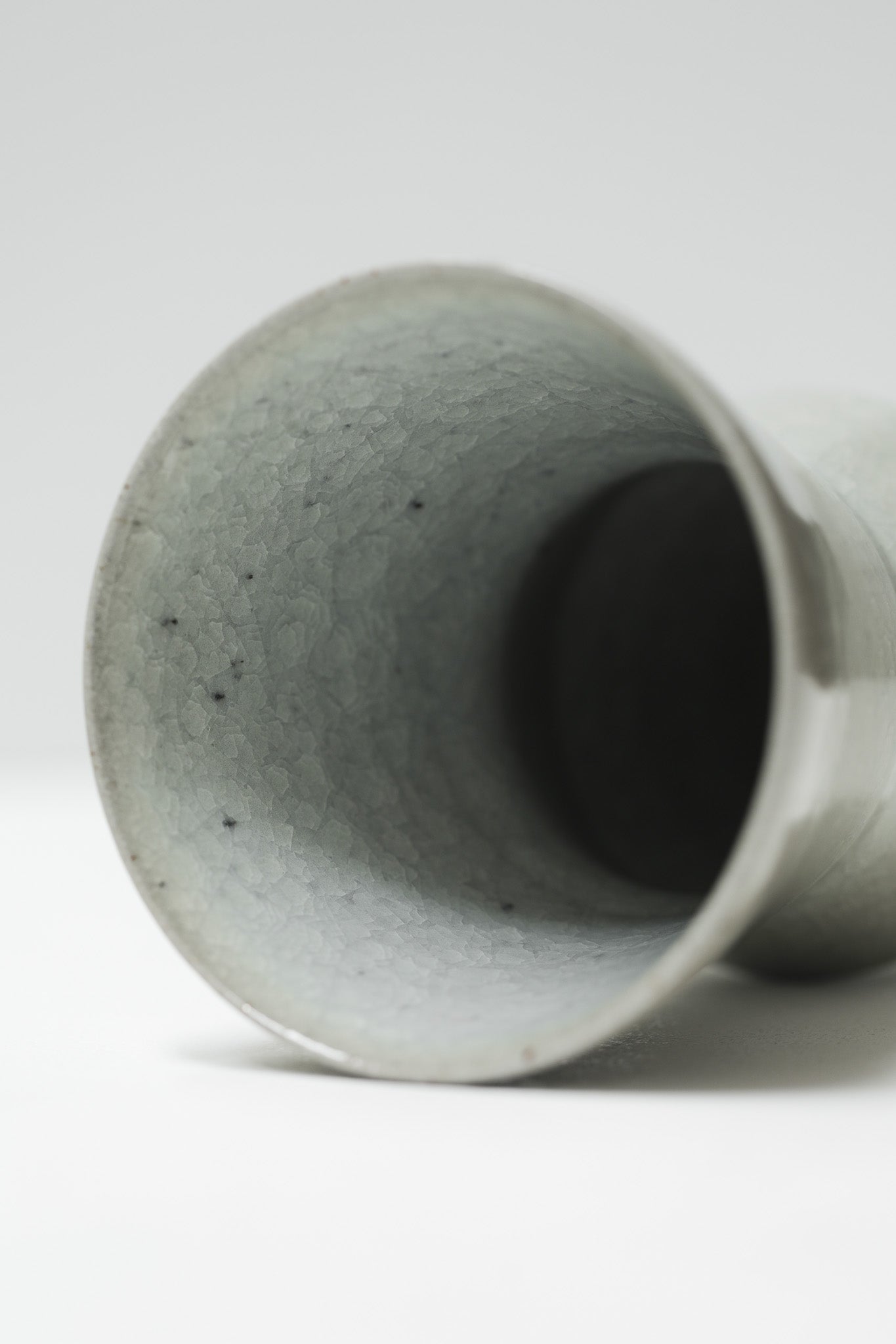 Florian Gadsby: Angular Vase