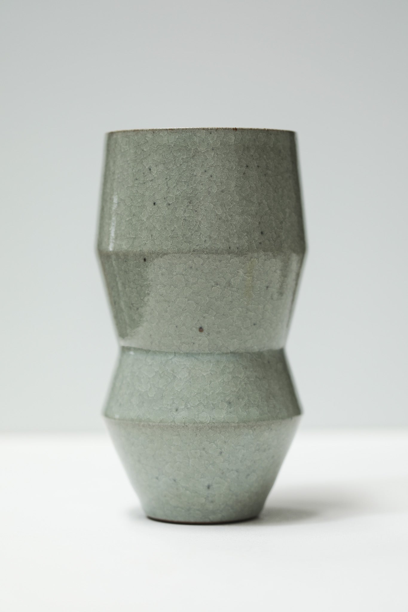 Florian Gadsby: Angular Vase