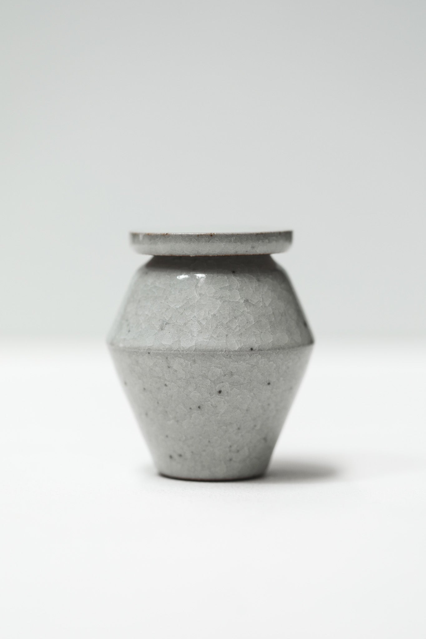 Florian Gadsby: Miniature Lidded Jar