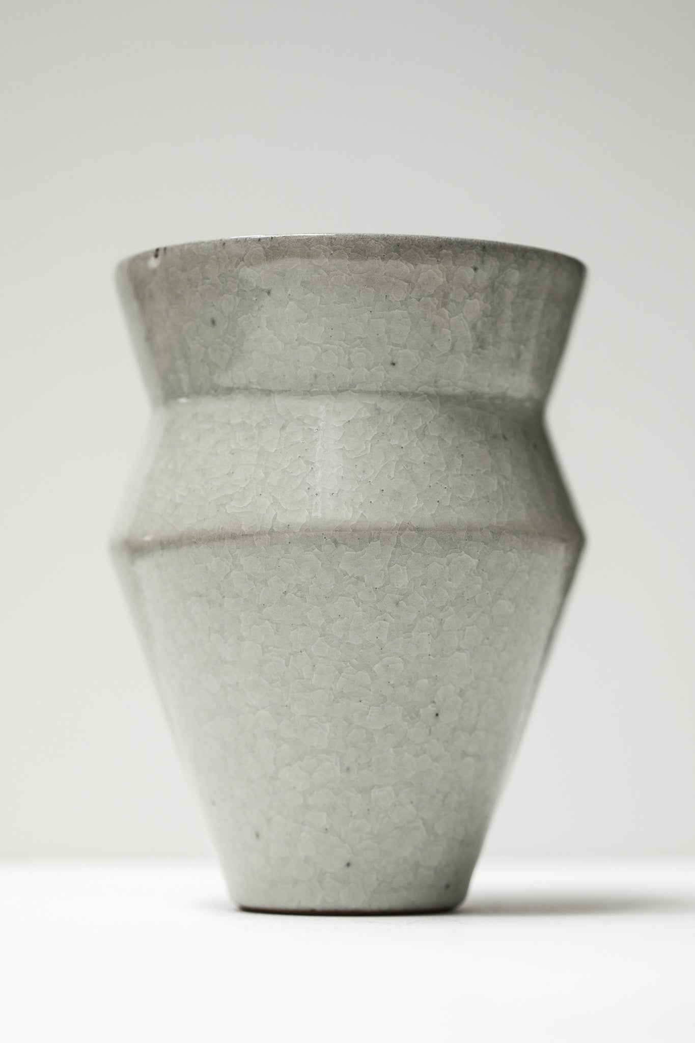 Florian Gadsby: Angular Vase