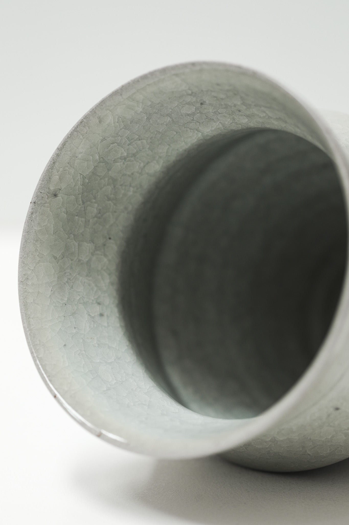 Florian Gadsby: Angular Vase