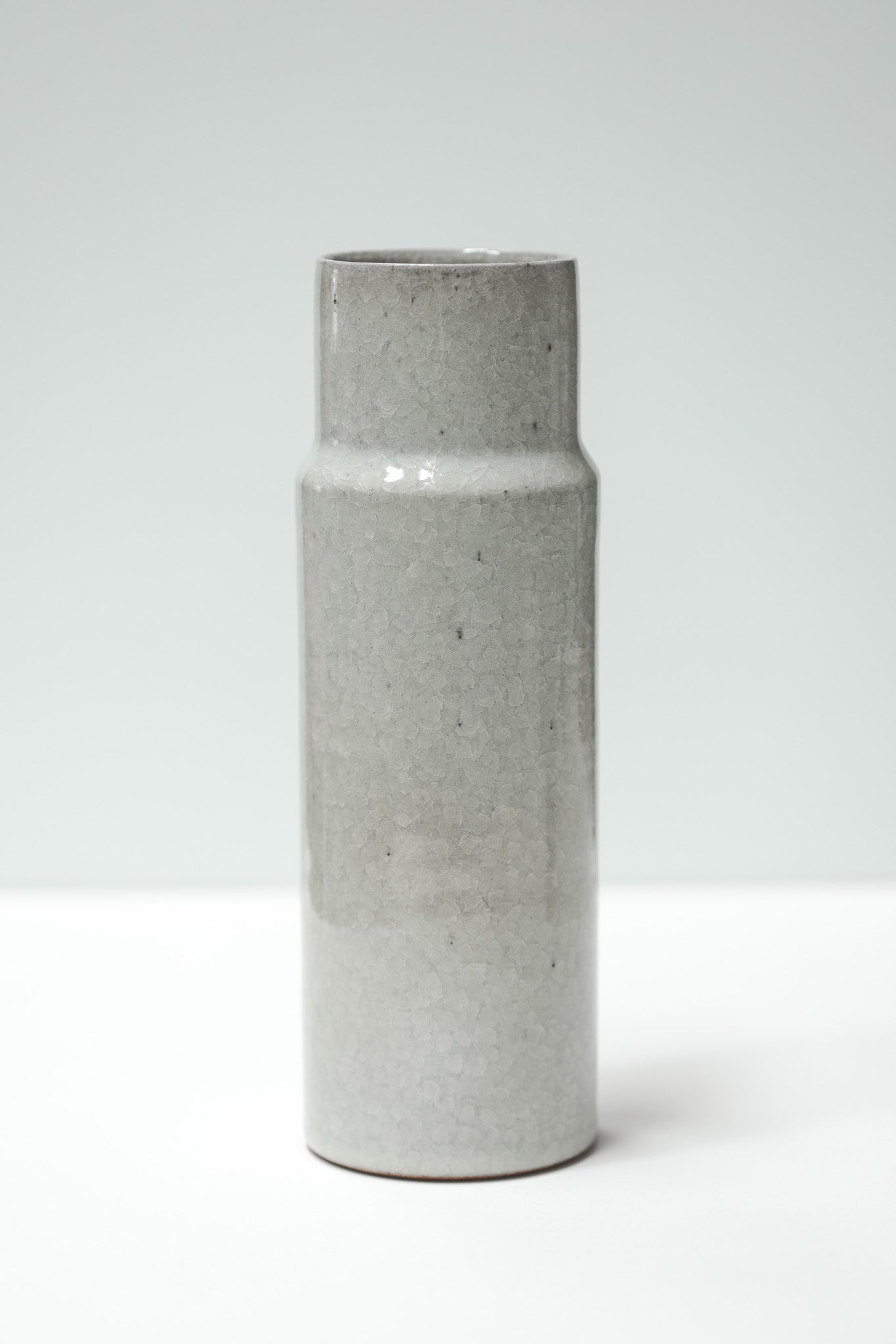Florian Gadsby: Stepped Cylindrical Vase